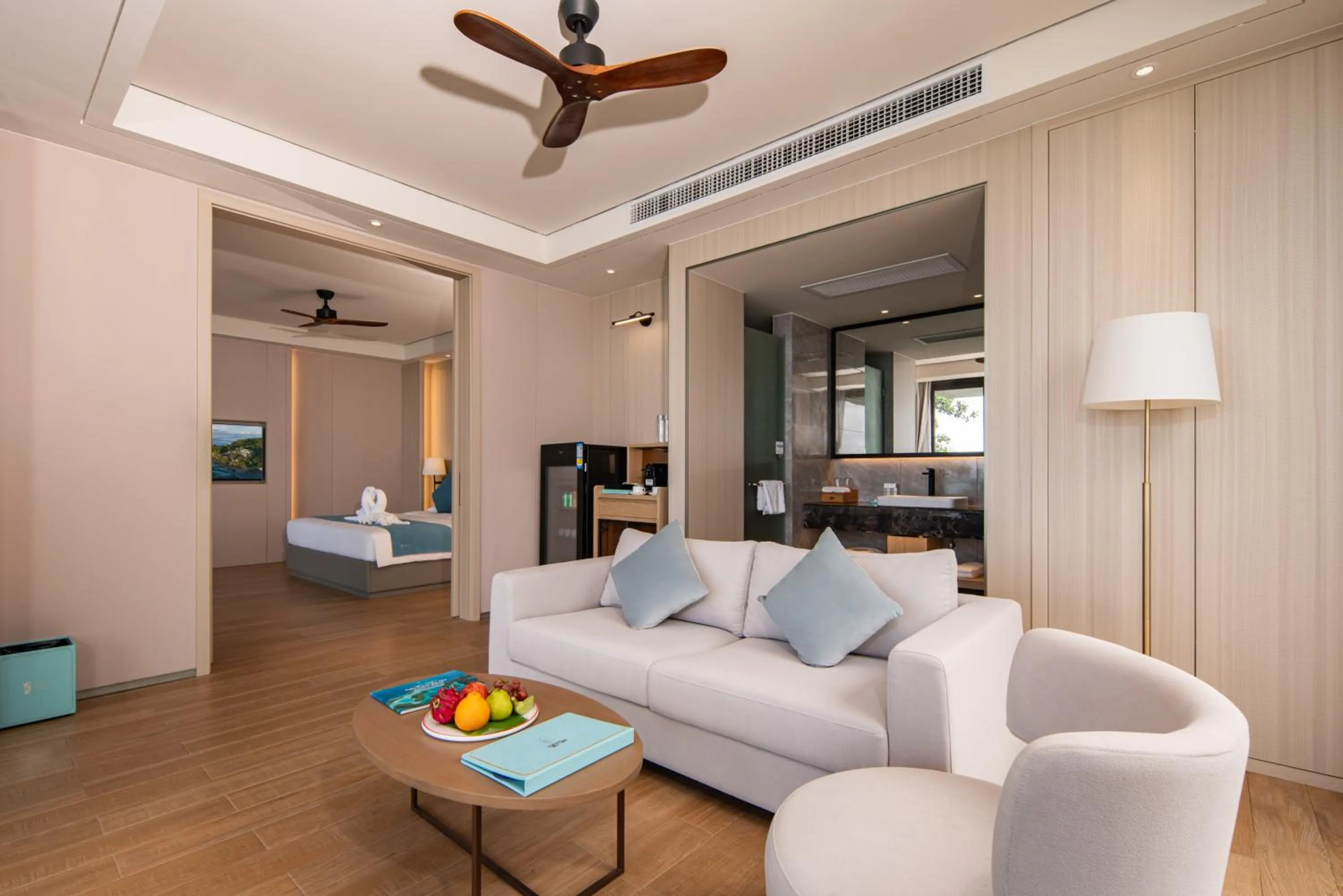 Living room, Bed in Palau Sunrise Seaview Landison Retreat