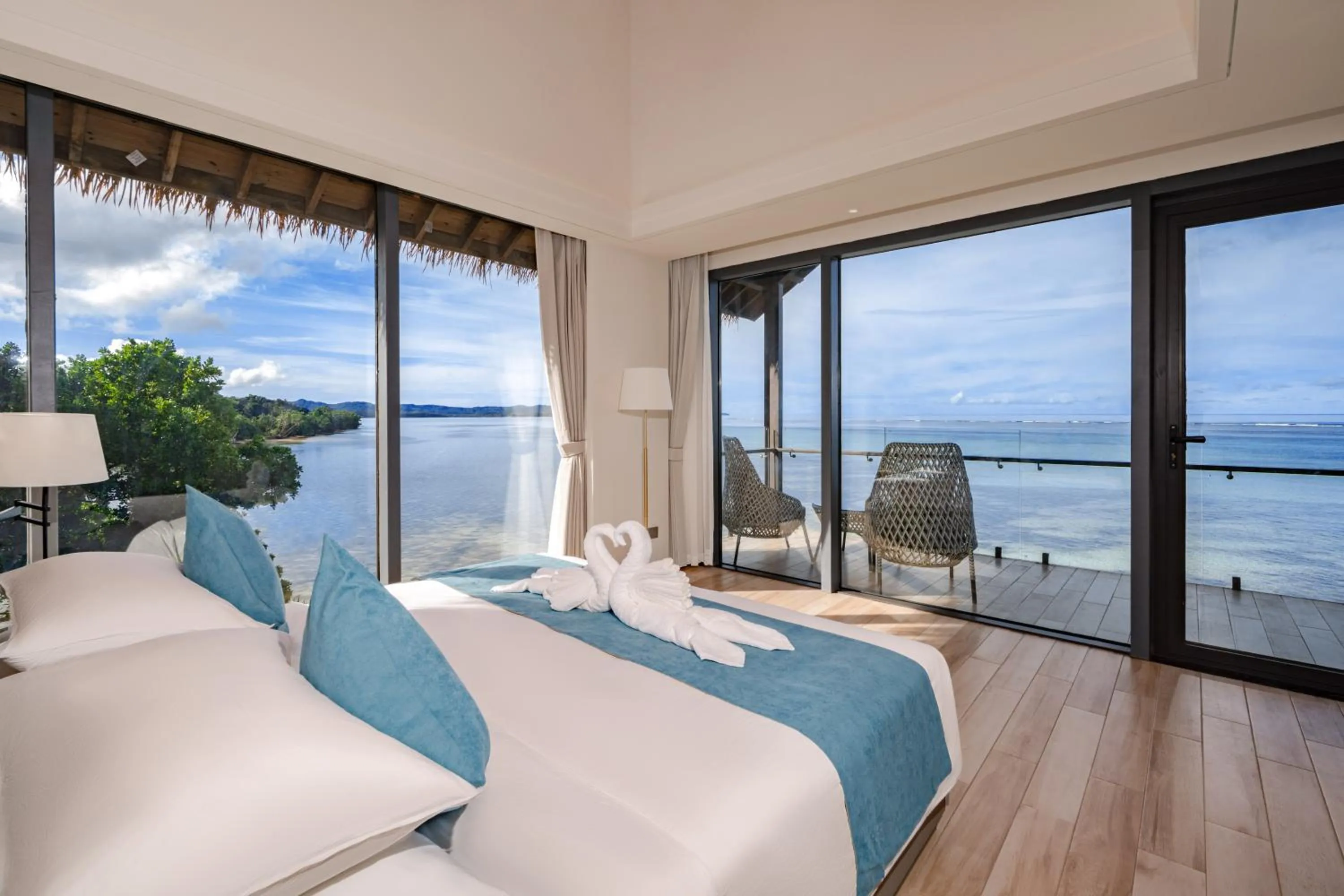 Bed in Palau Sunrise Seaview Landison Retreat