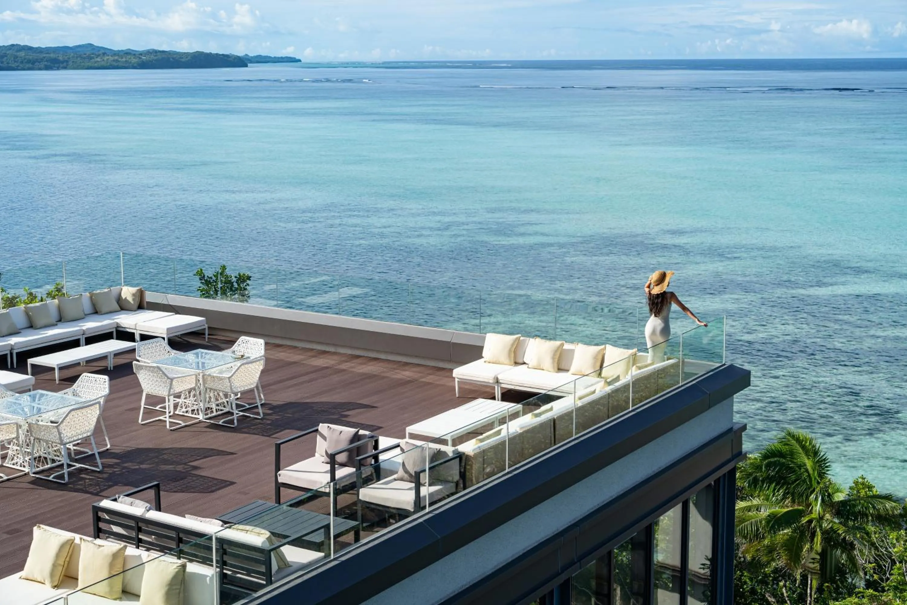 Restaurant/places to eat in Palau Sunrise Seaview Landison Retreat