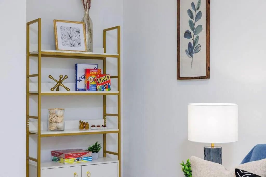 Game Room in Near Coachella and Stagecoach Palm Springs , PGA resort Villa ,Golf, community pool, gym