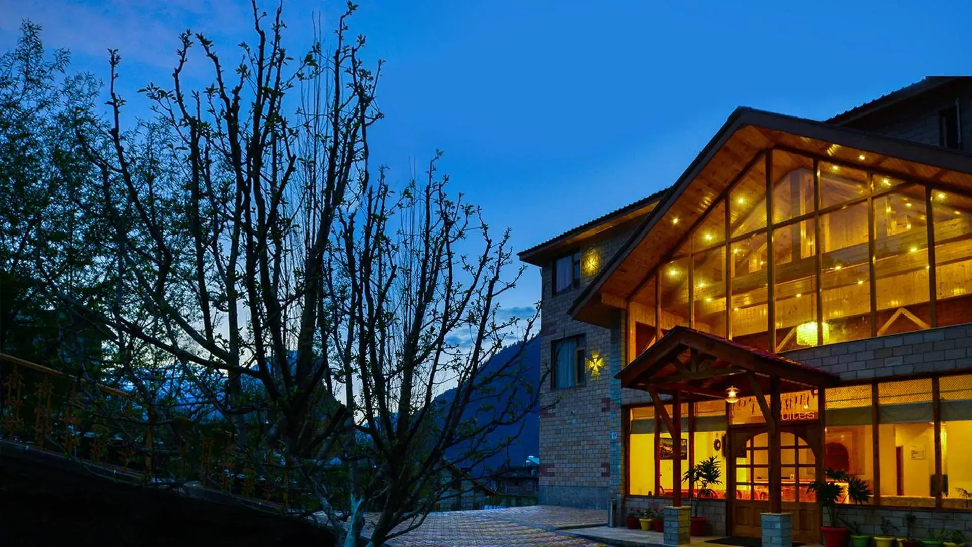 Clarks Inn Suites, Manali Clarks Inn Suites, Manali