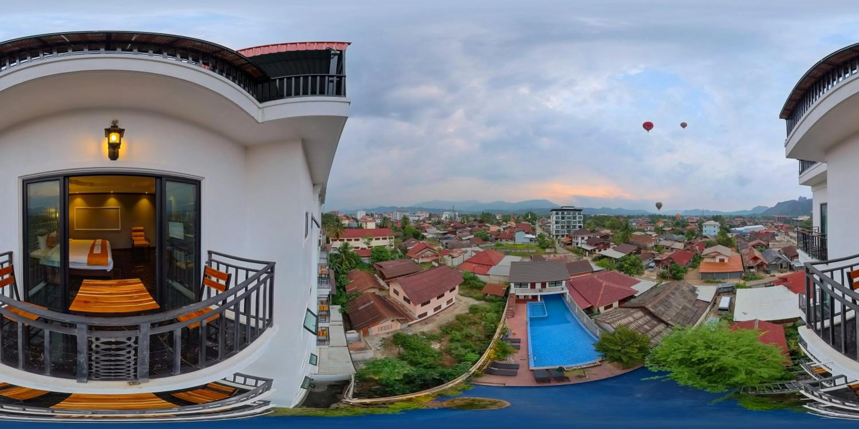 Confetti Garden Hotel