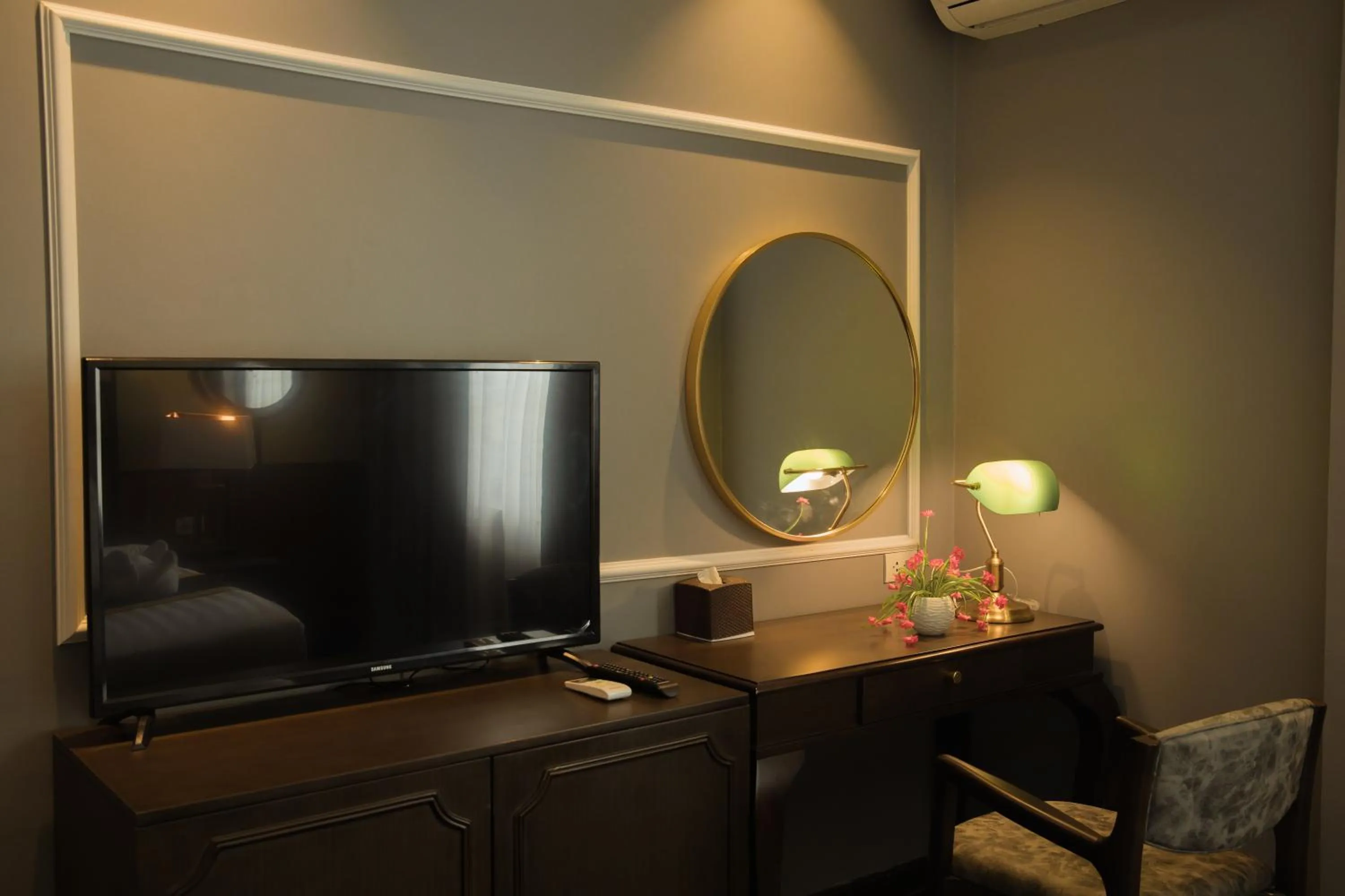 Confetti Garden Hotel