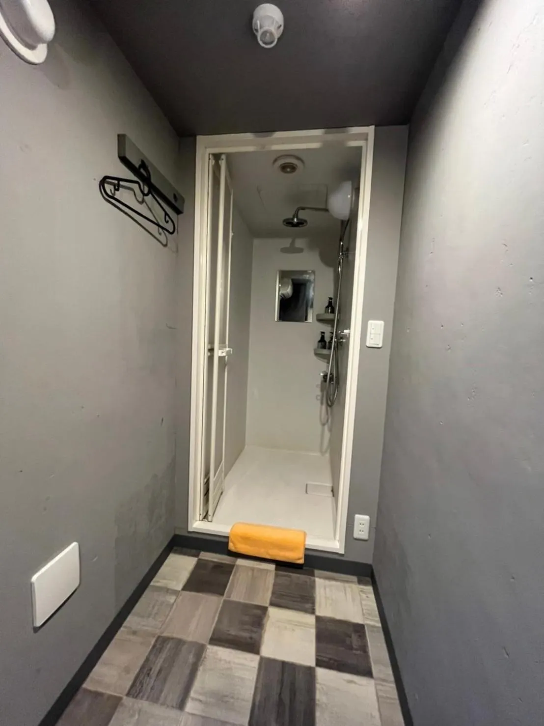 Shower in Rhodes Otsuka Hotel