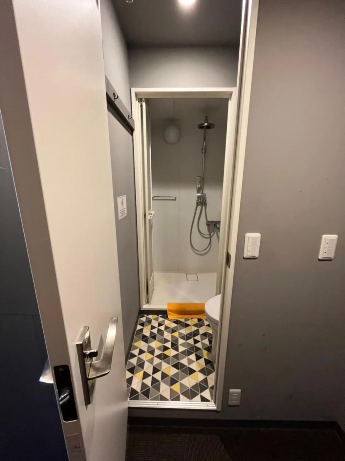 Shower in Rhodes Otsuka Hotel