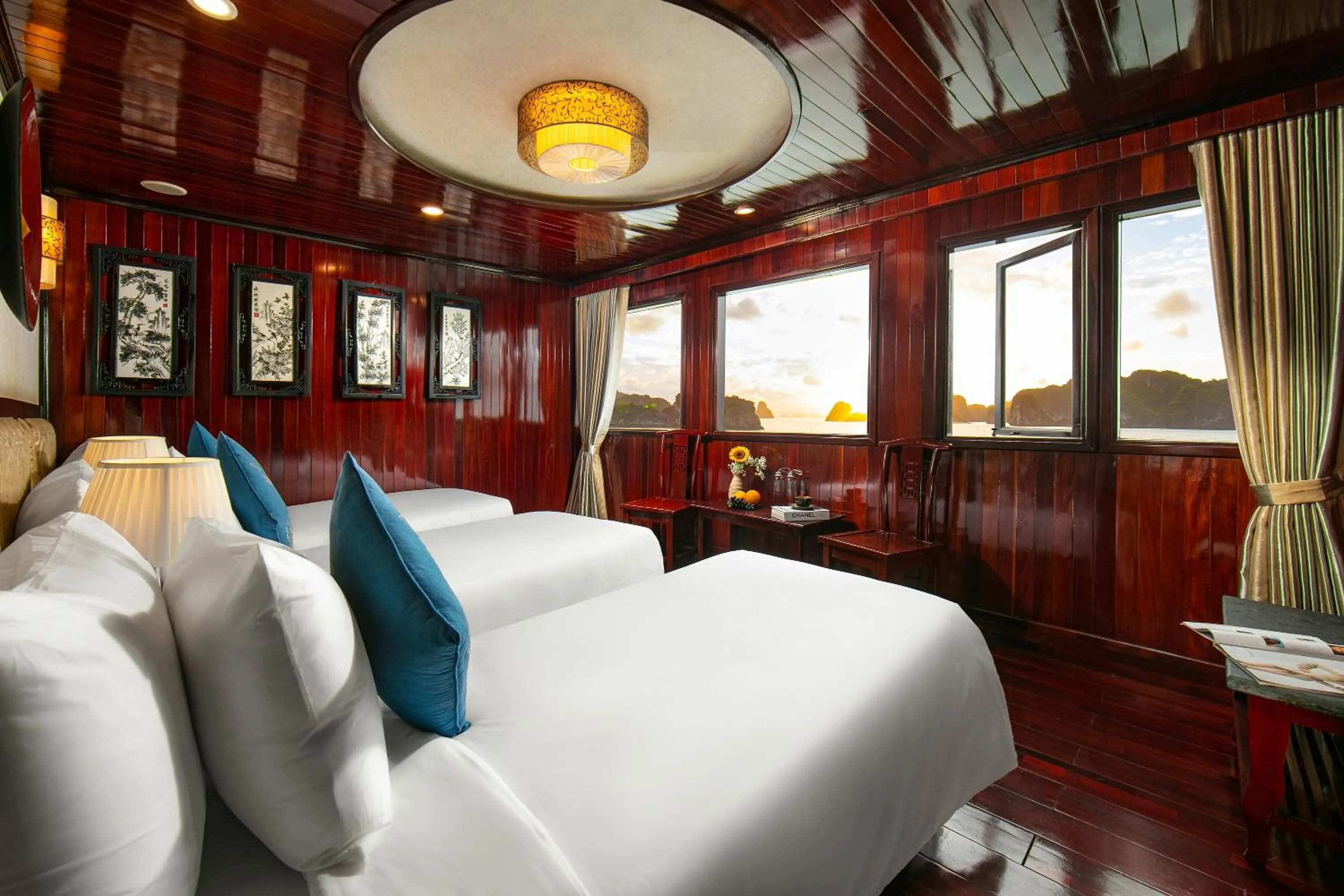 Property building in La Regina Classic Cruise