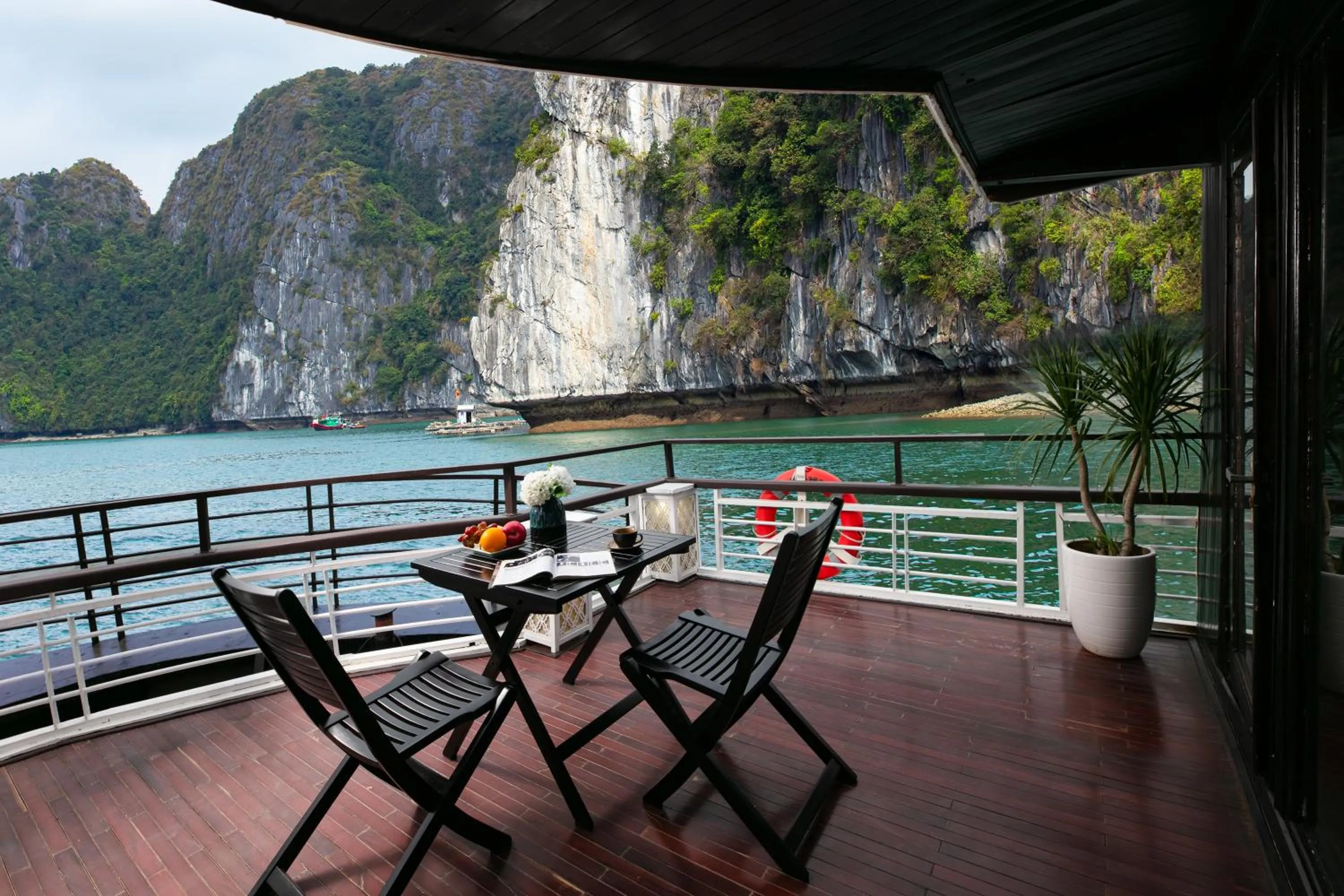 Property building in La Regina Classic Cruise