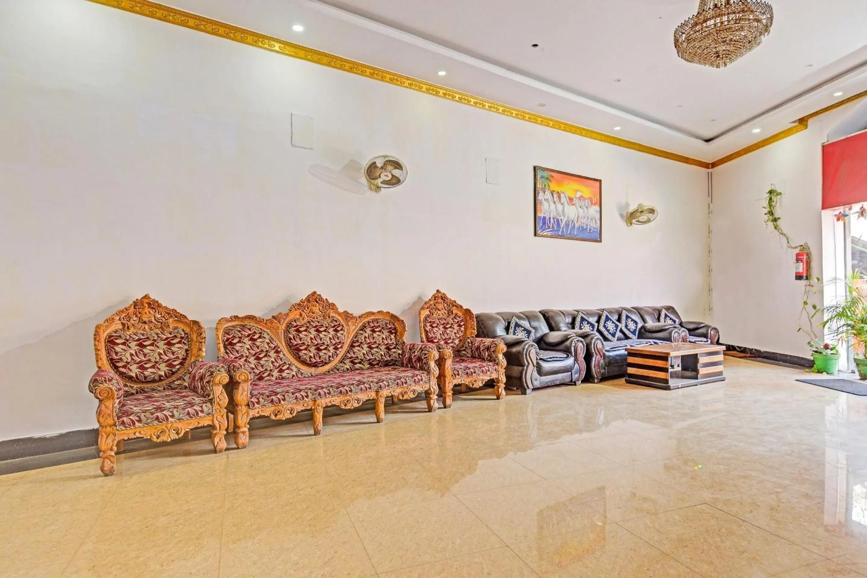 Lobby or reception in Hotel O by OYO New Maa Tara Hotel