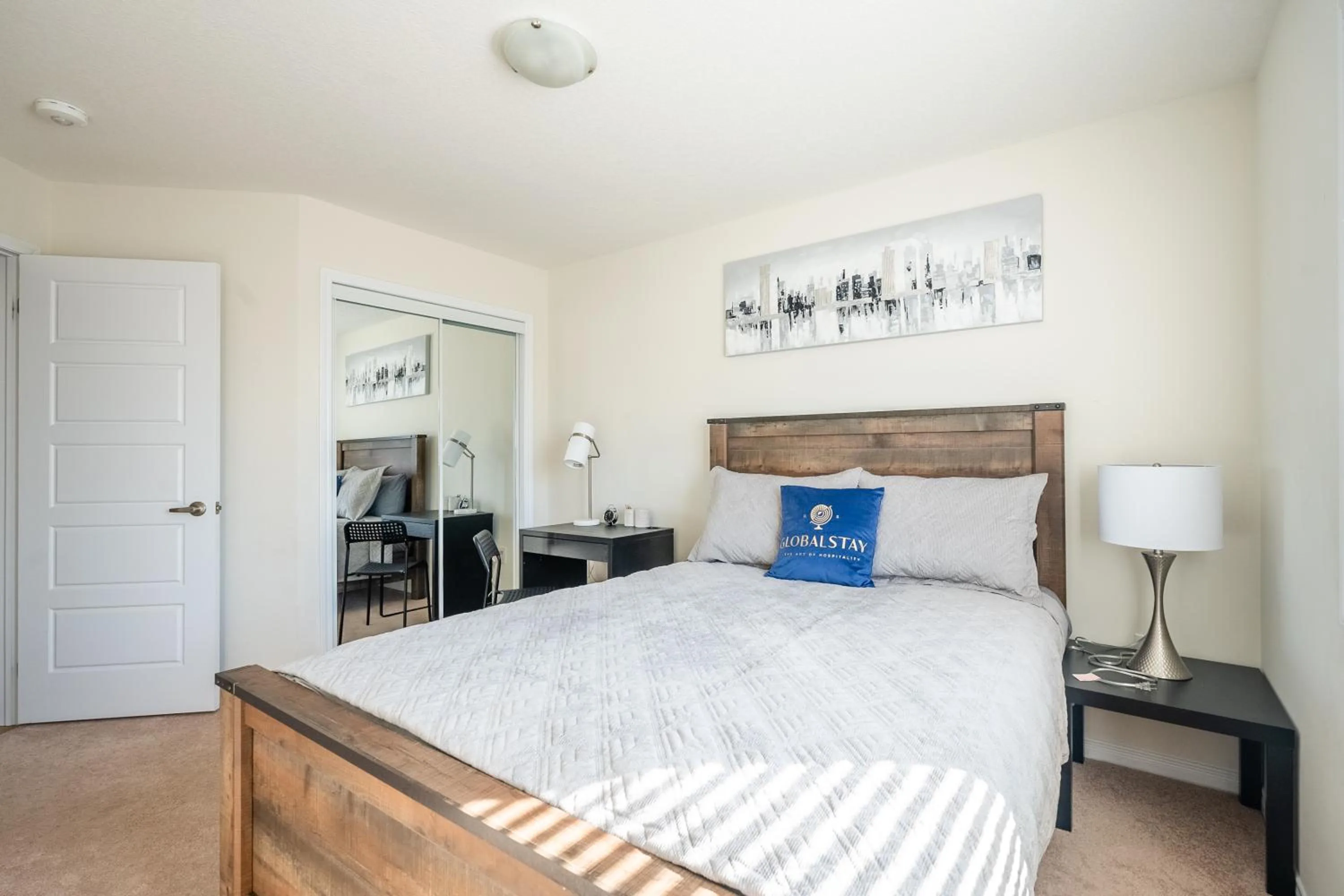 Bedroom, Bed in GlobalStay 3 Bedroom Townhouse Near Niagara Falls Brock University