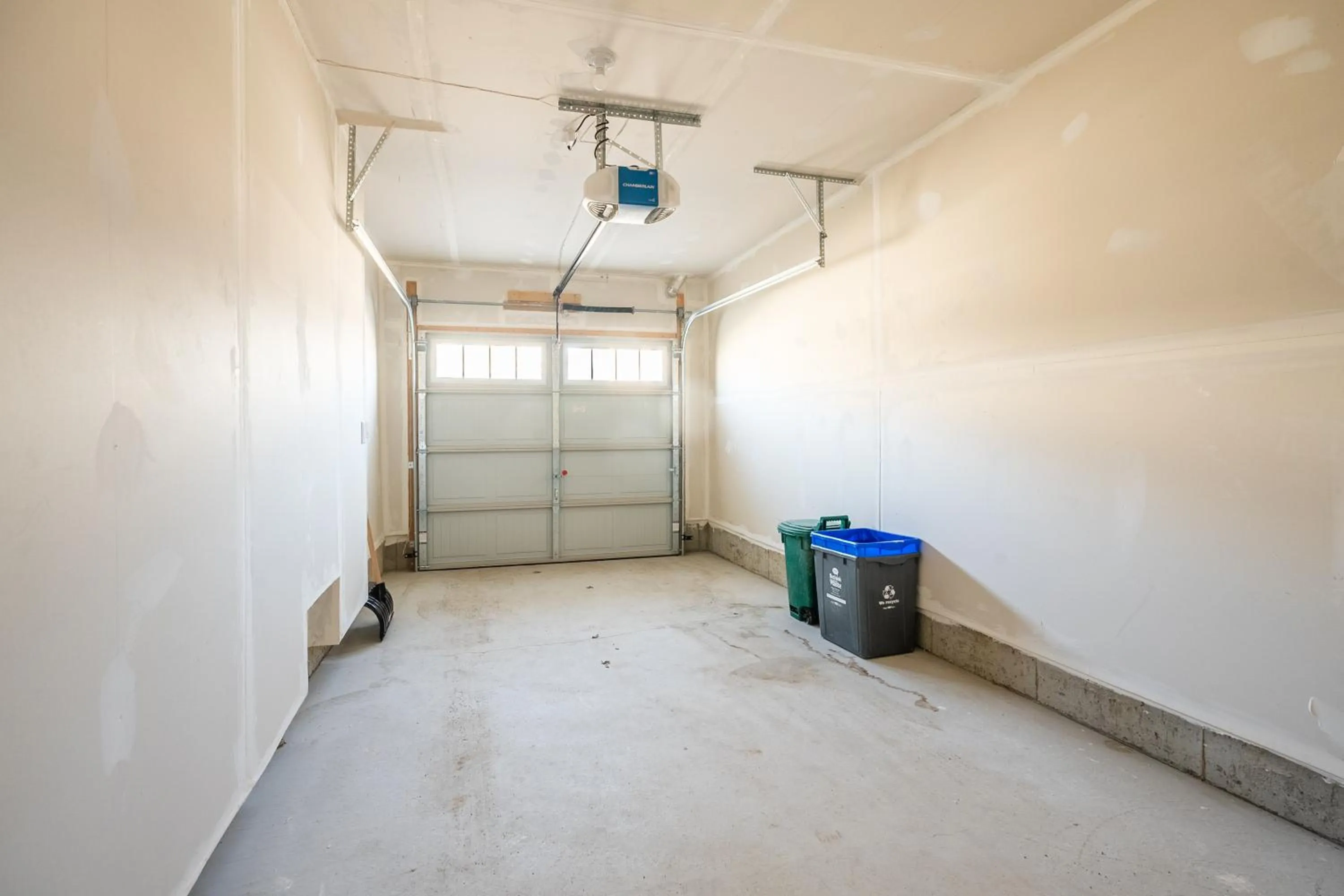 Parking in GlobalStay 3 Bedroom Townhouse Near Niagara Falls Brock University