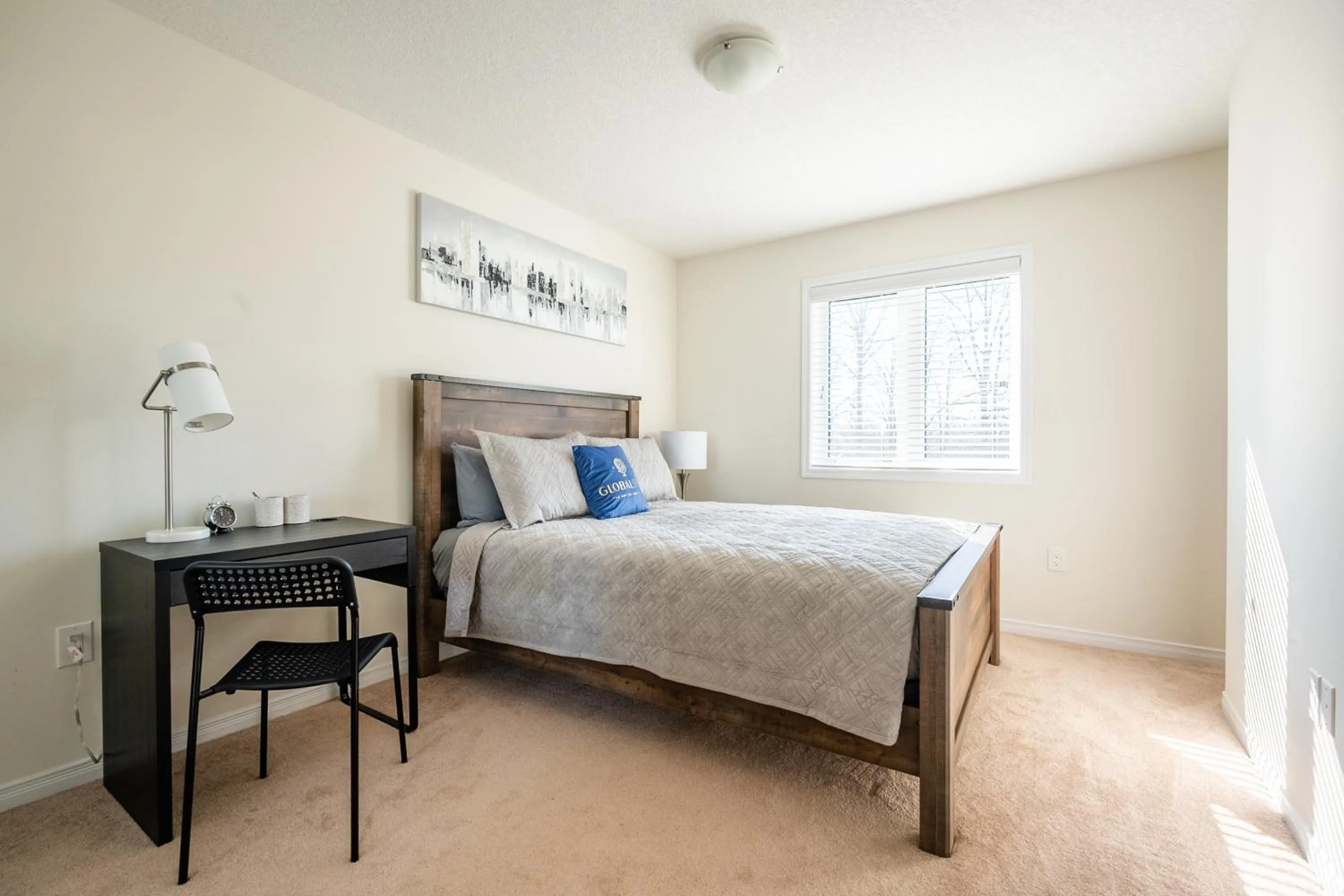 Bedroom, Bed in GlobalStay 3 Bedroom Townhouse Near Niagara Falls Brock University