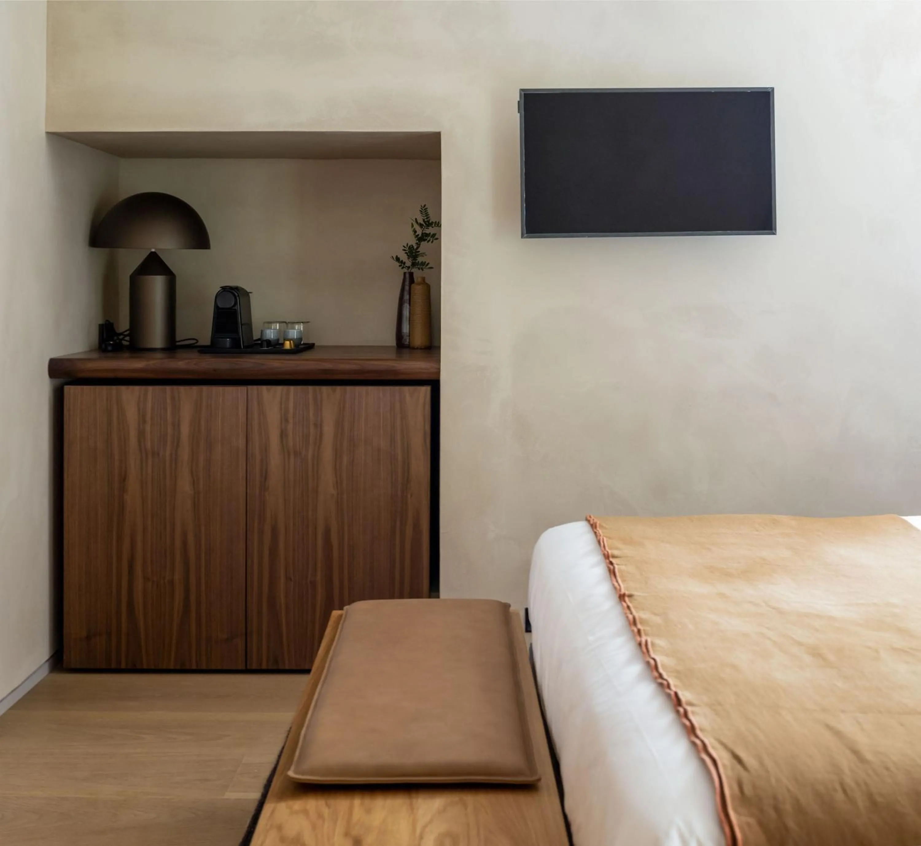 Coffee/tea facilities, Bed in Hotel Ur Bare