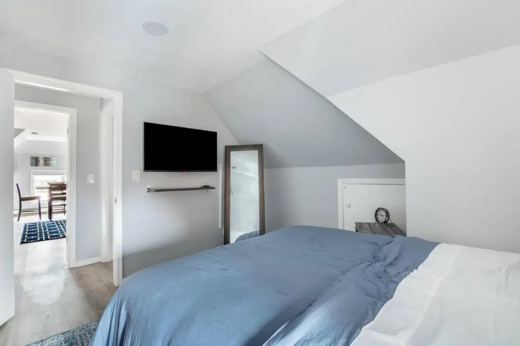 Bed in Luxury 3Bed Private Apartment Near Manhattan