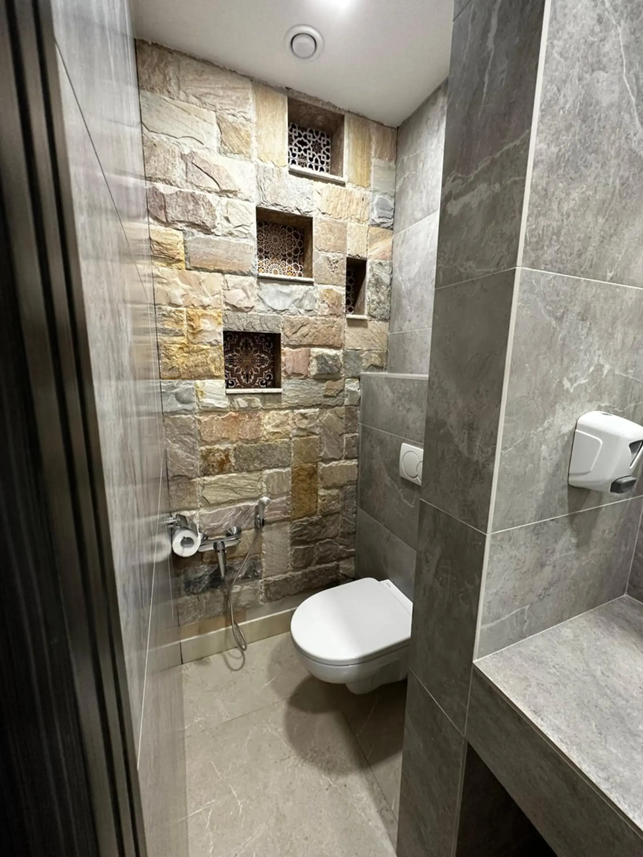 Twin Room - single occupancy in Rasoda Hotel&Restaurant Twin Room - single occupancy in Rasoda Hotel&Restaurant