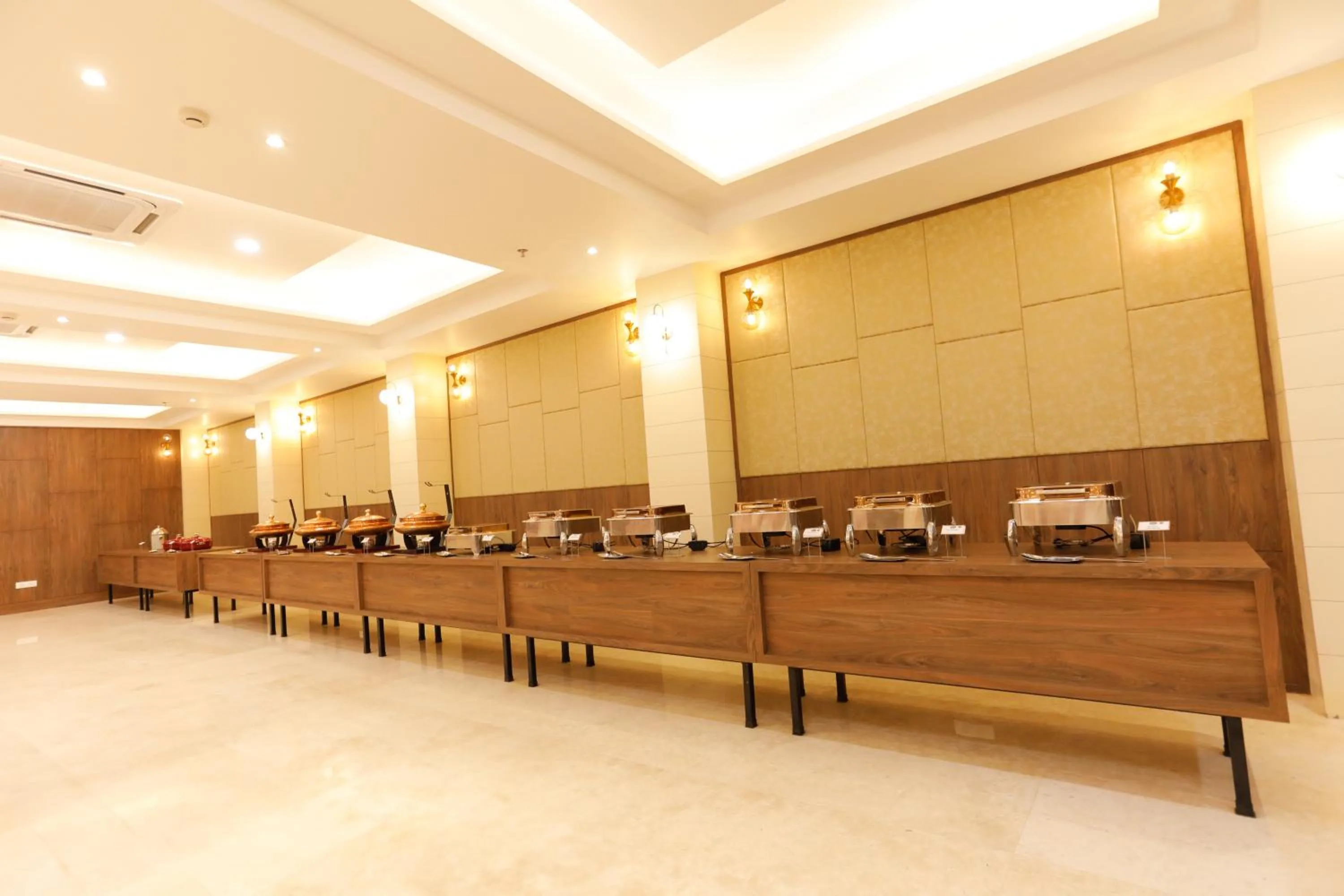 Banquet/Function facilities in Hotel Dolphin Grand