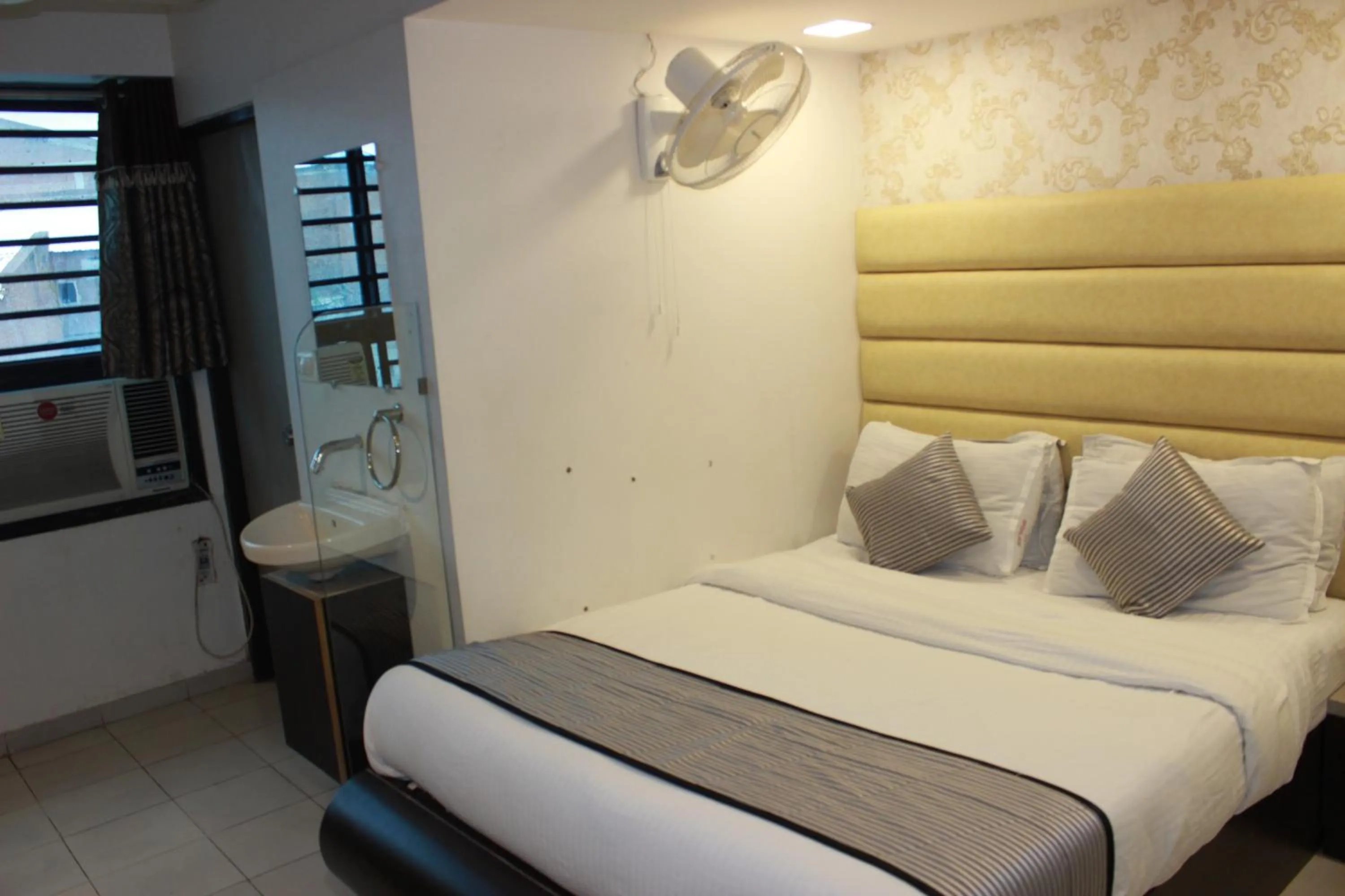 Bedroom, Bed in HOTEL AVN