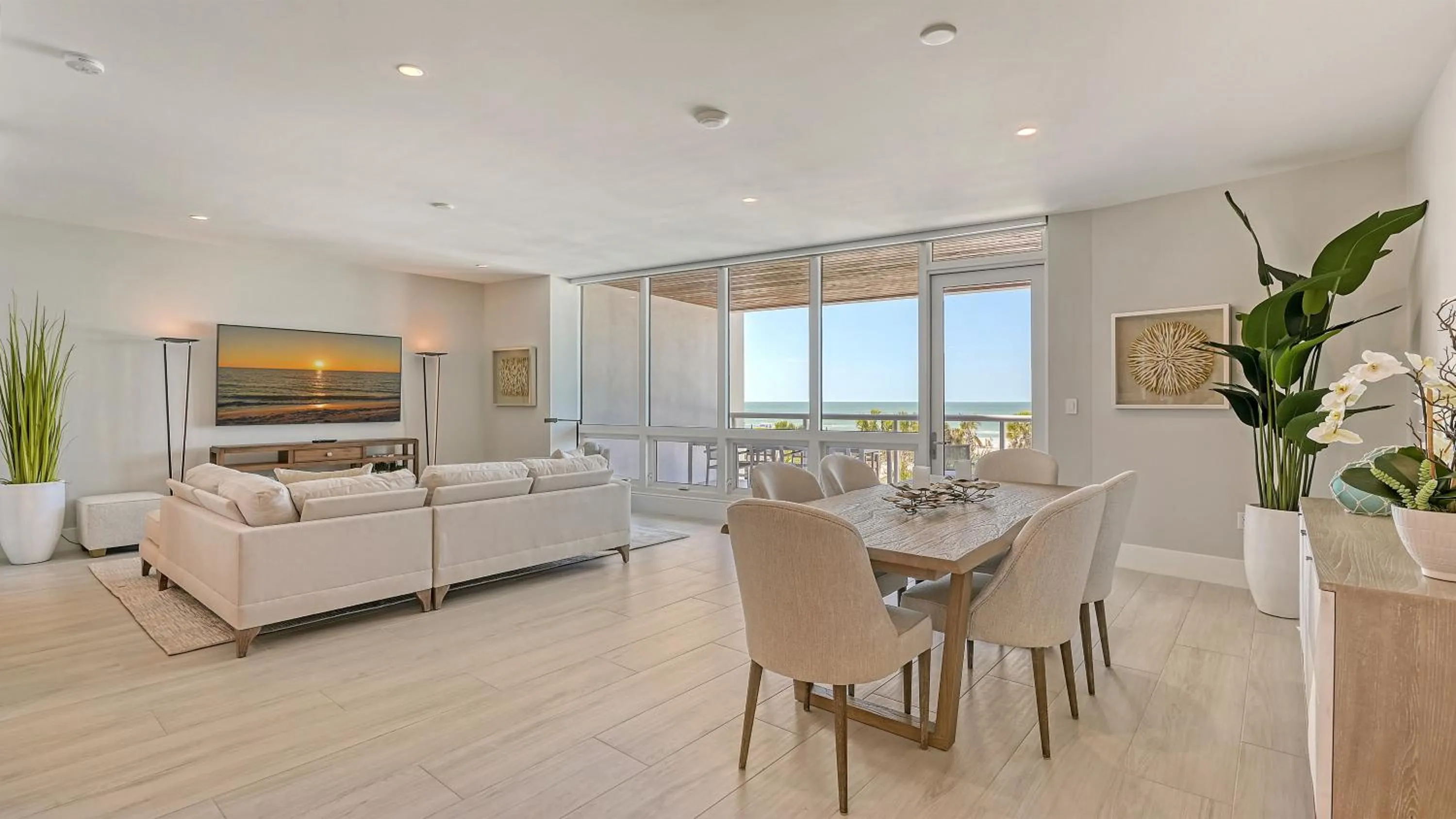 Balcony/Terrace in Ten35 Seaside Rentals