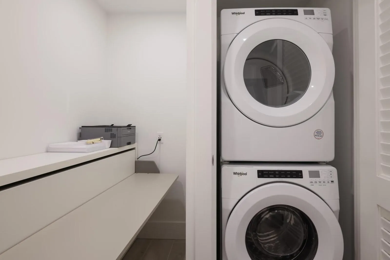 washing machine in Ten35 Seaside Rentals