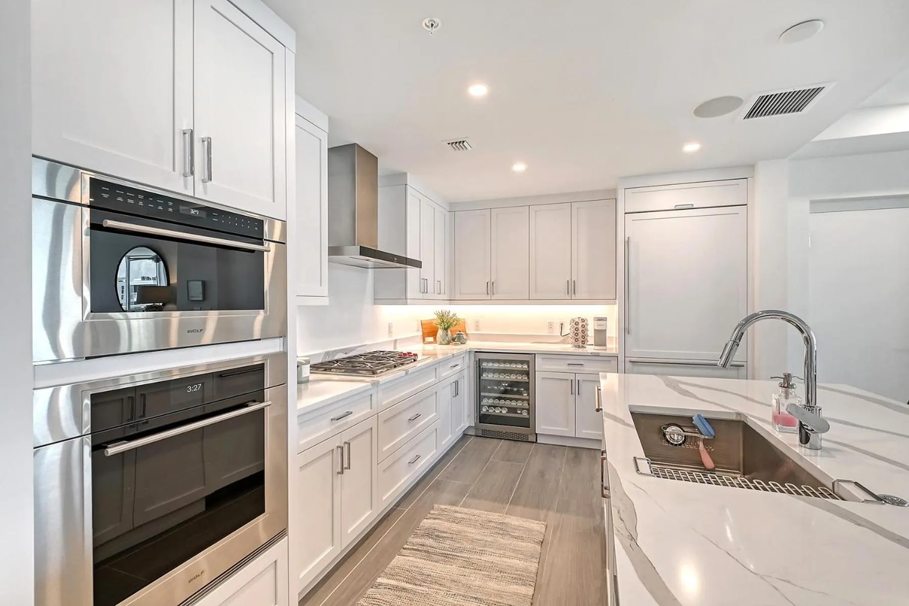 Kitchen or kitchenette in Ten35 Seaside Rentals