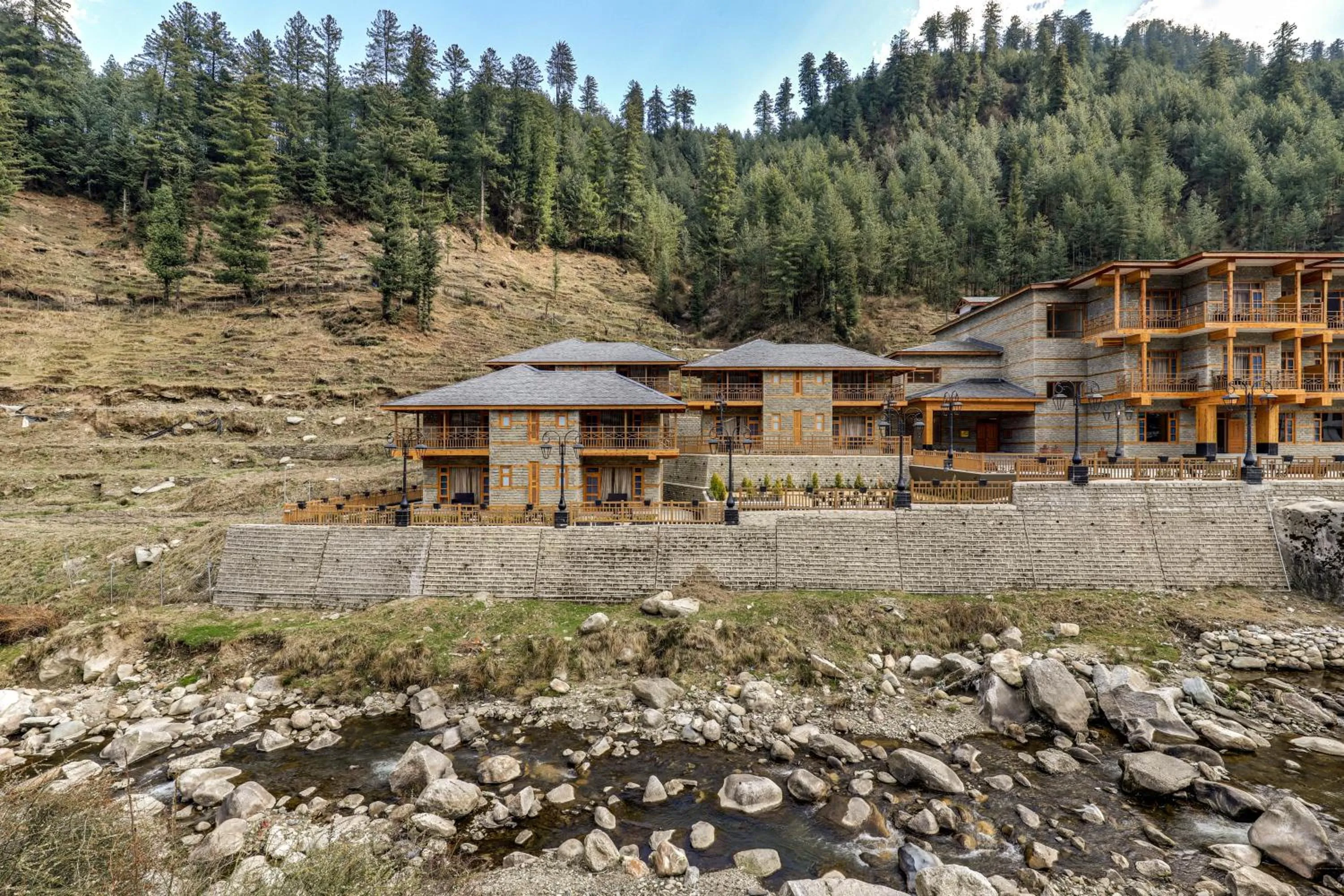 Property building in Club Mahindra Janjehli