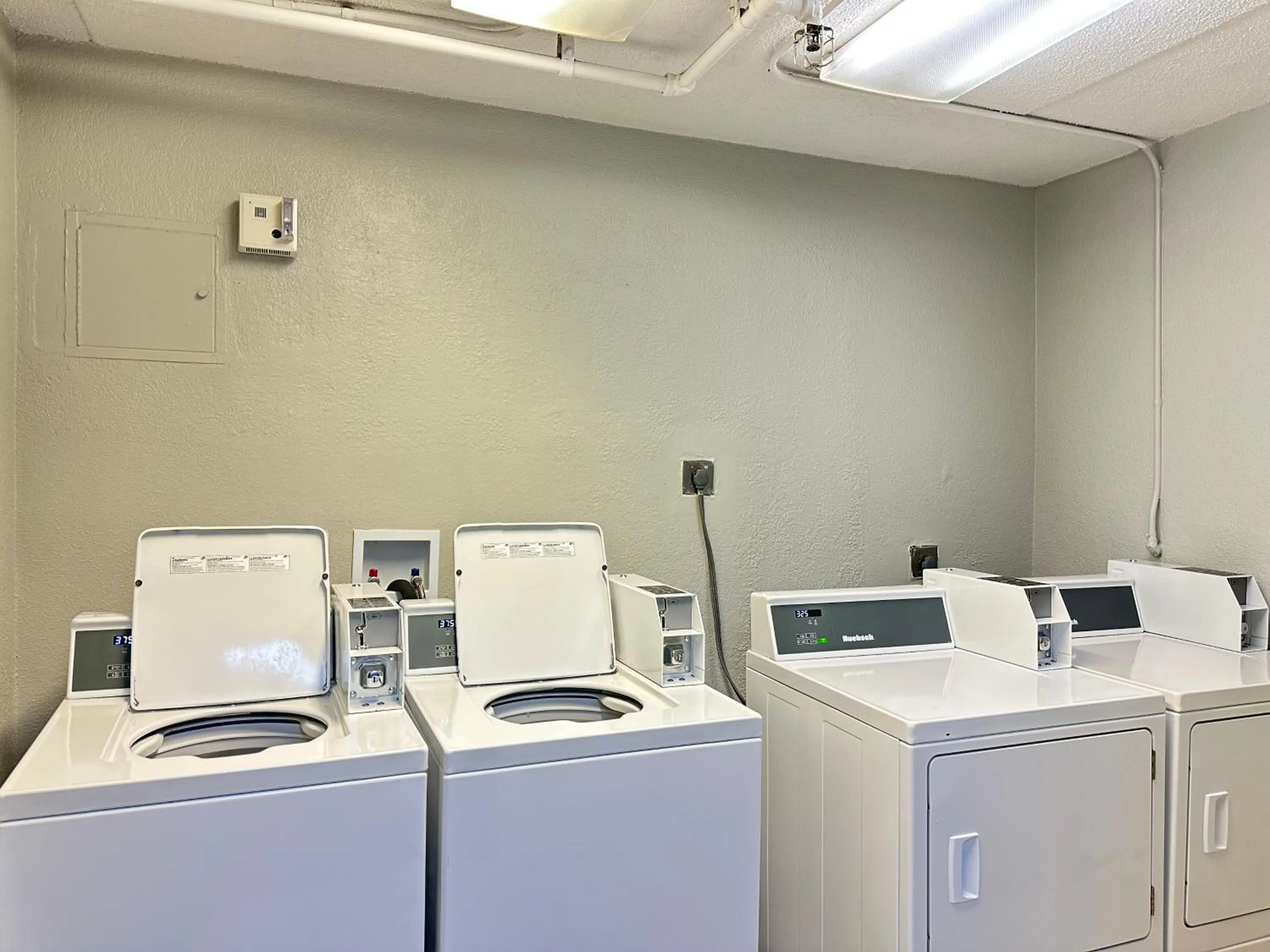 View (from property/room) in Studio 6 Springfield VA Washington DC Southwest