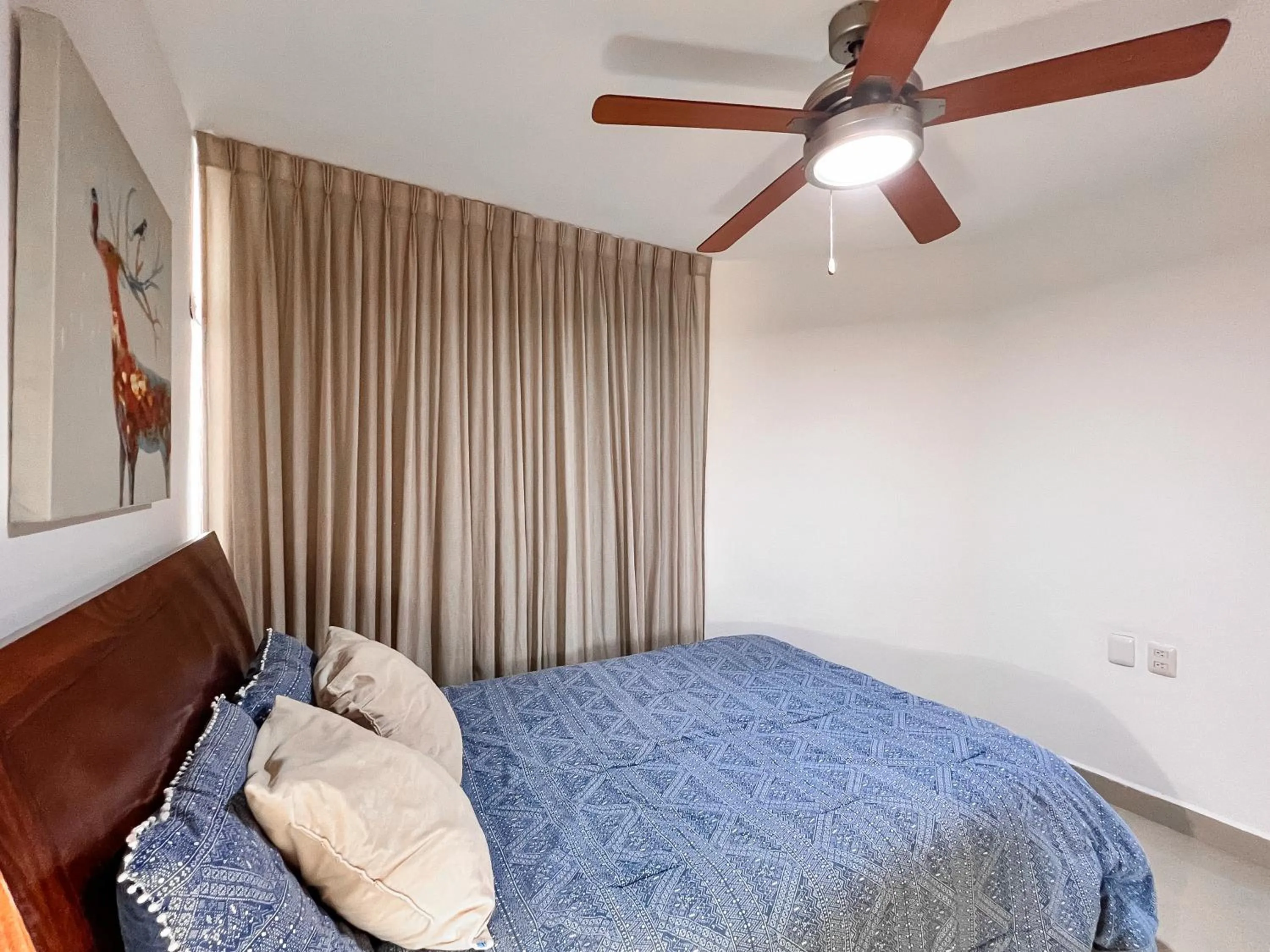 Bed in Bello Mar de Cancun, Beautiful 2Br 2Ba Condo overlooking beach spectacular view!