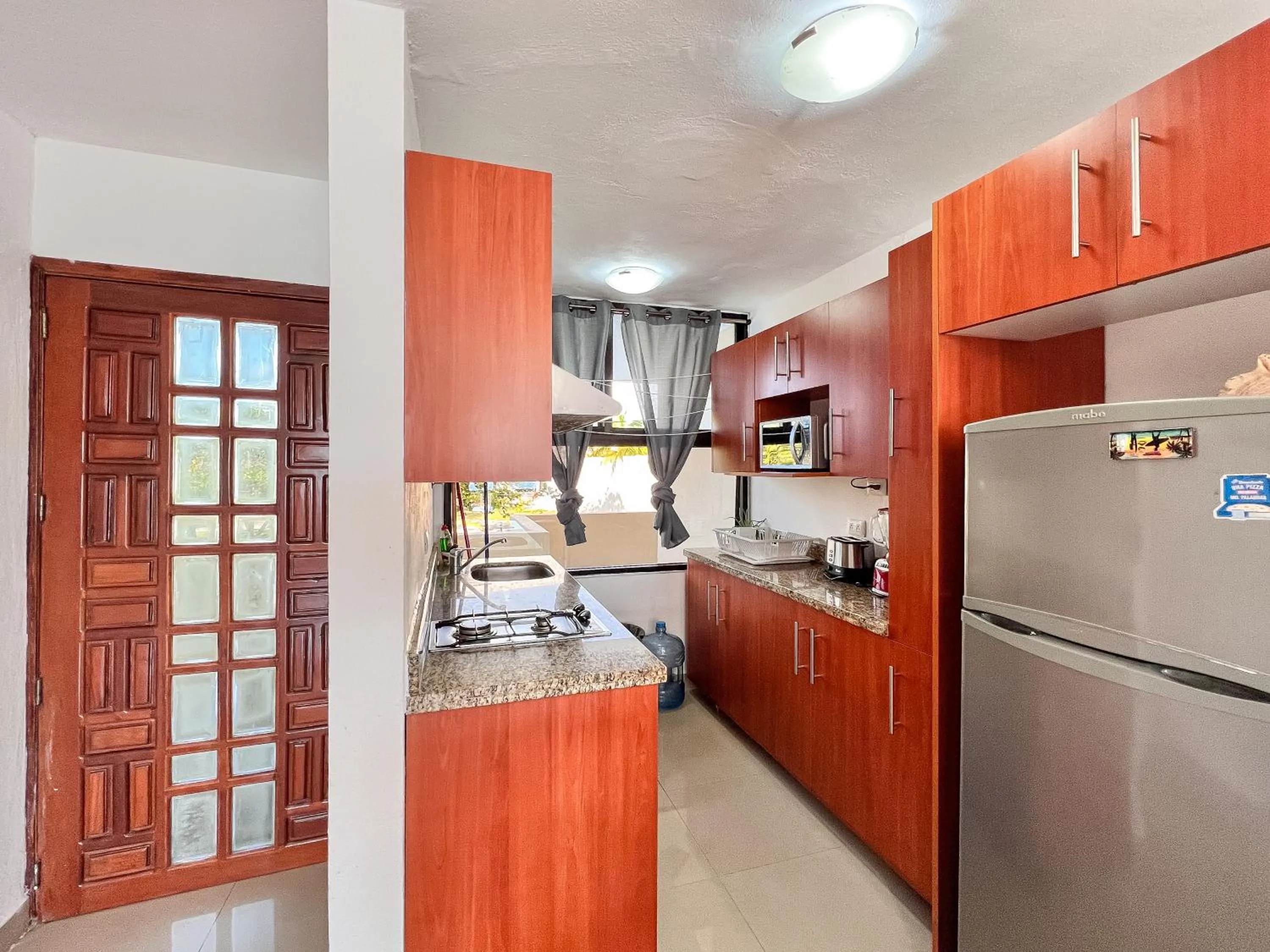 Kitchen or kitchenette in Bello Mar de Cancun, Beautiful 2Br 2Ba Condo overlooking beach spectacular view!