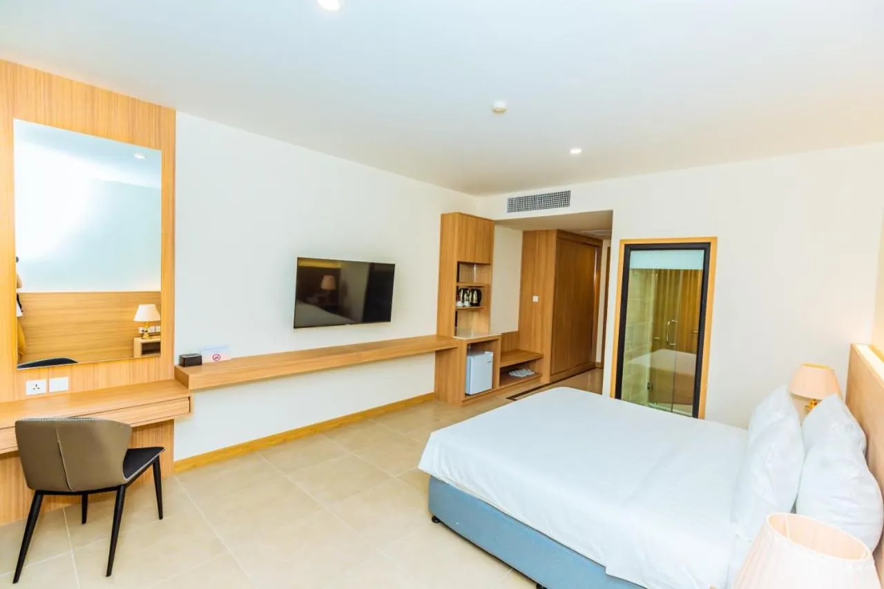 Photo of the whole room in Dynasty Casino Hotel