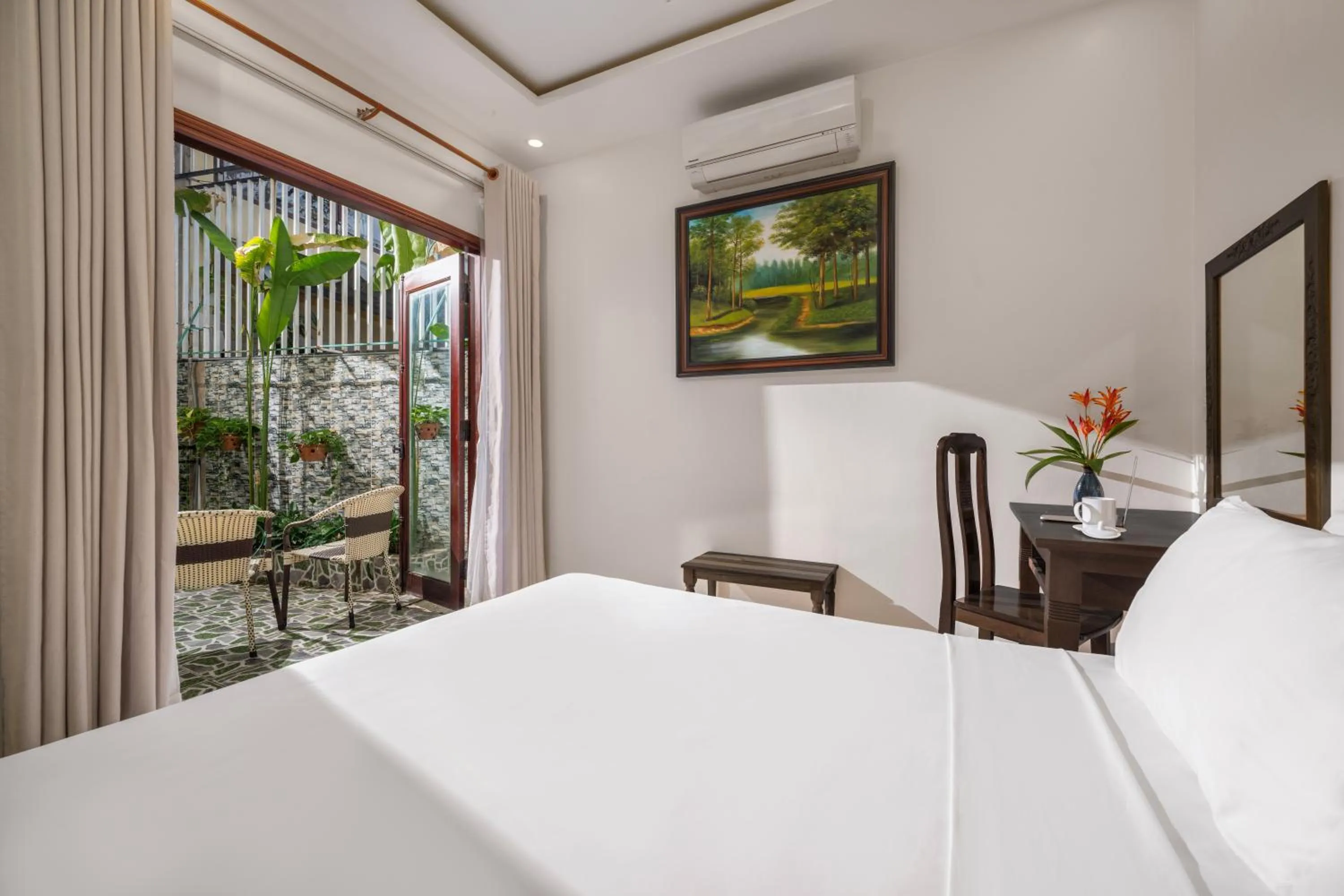 Bed in RAON Ancient Town Hotel