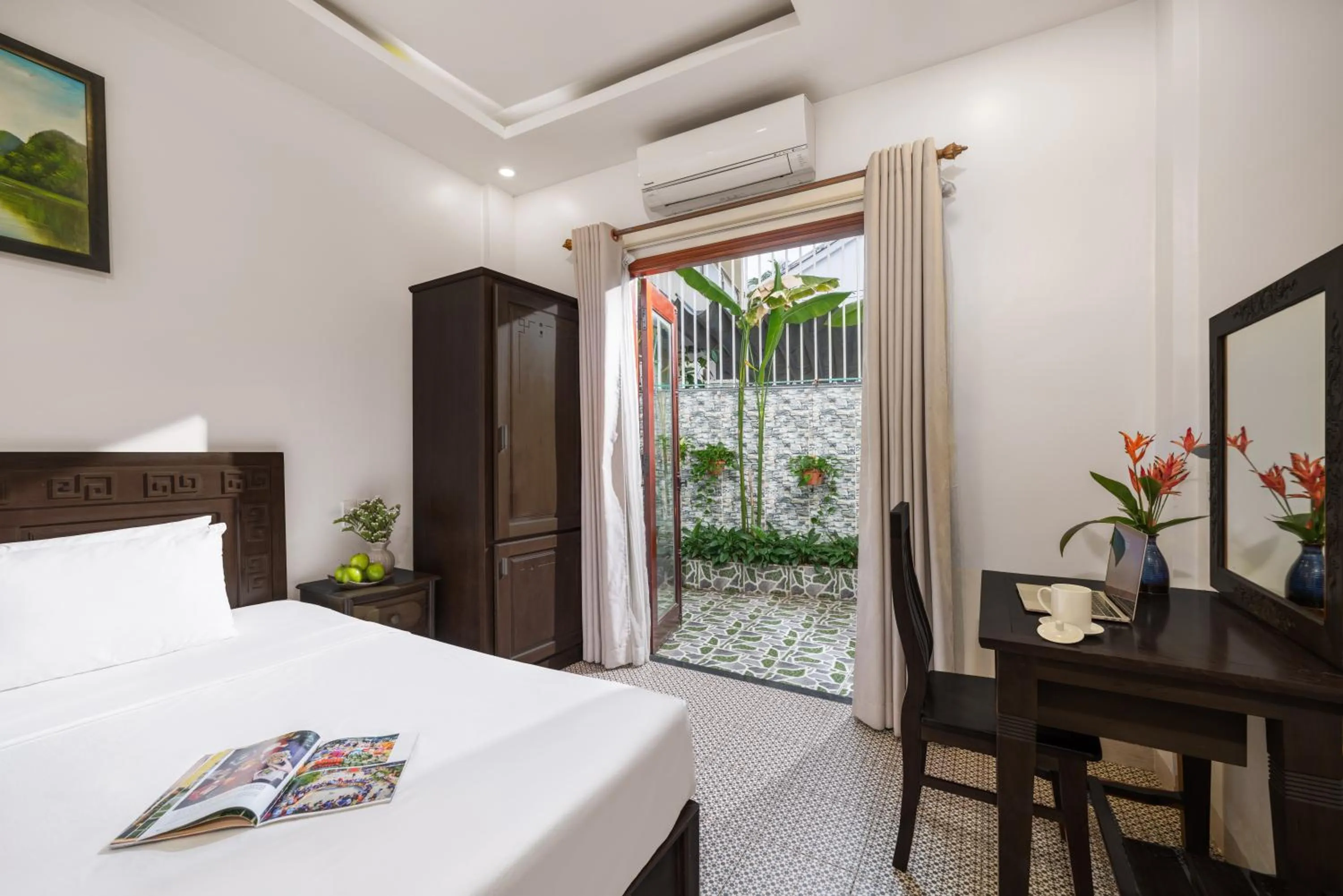 Bed in RAON Ancient Town Hotel