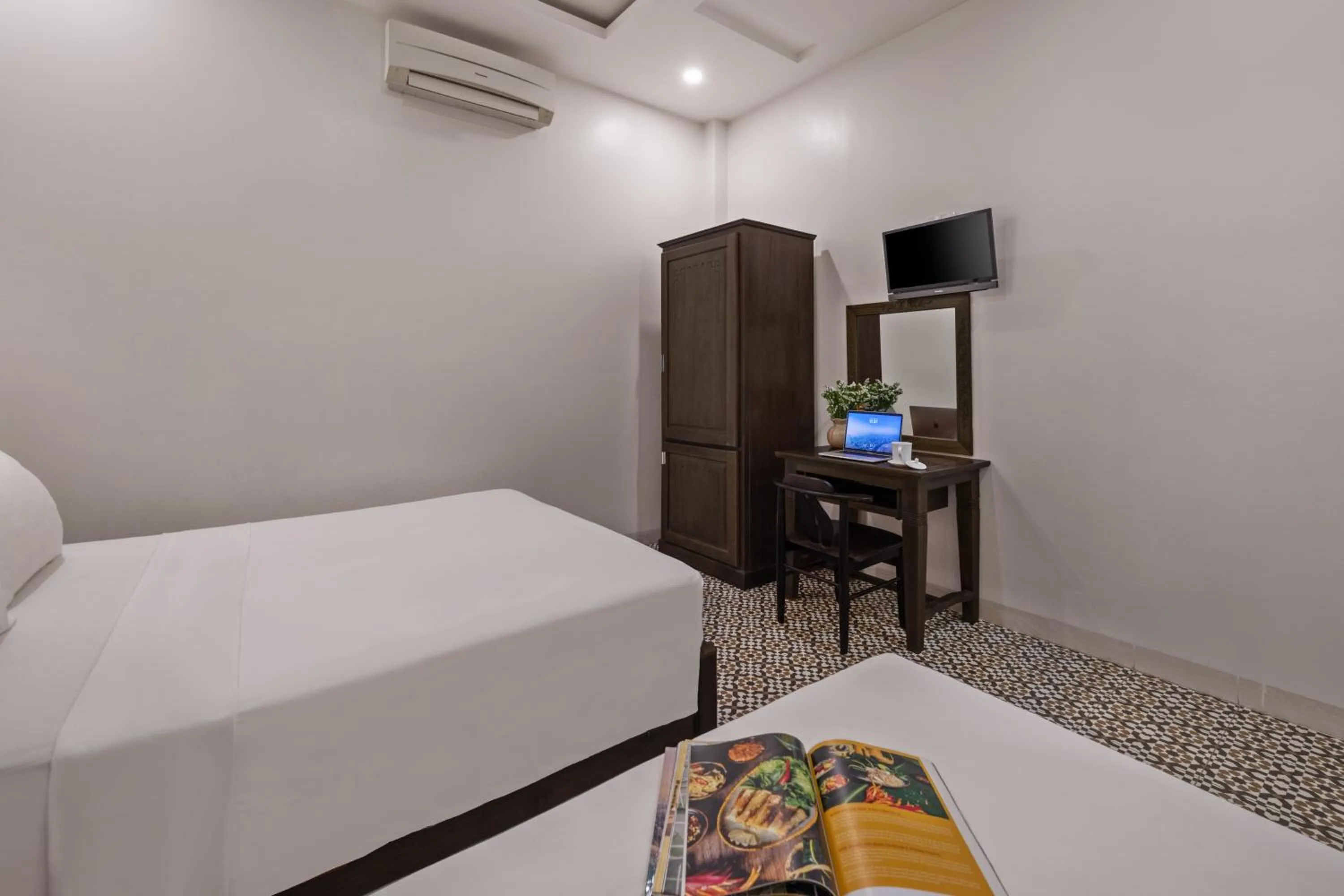 Bed in RAON Ancient Town Hotel