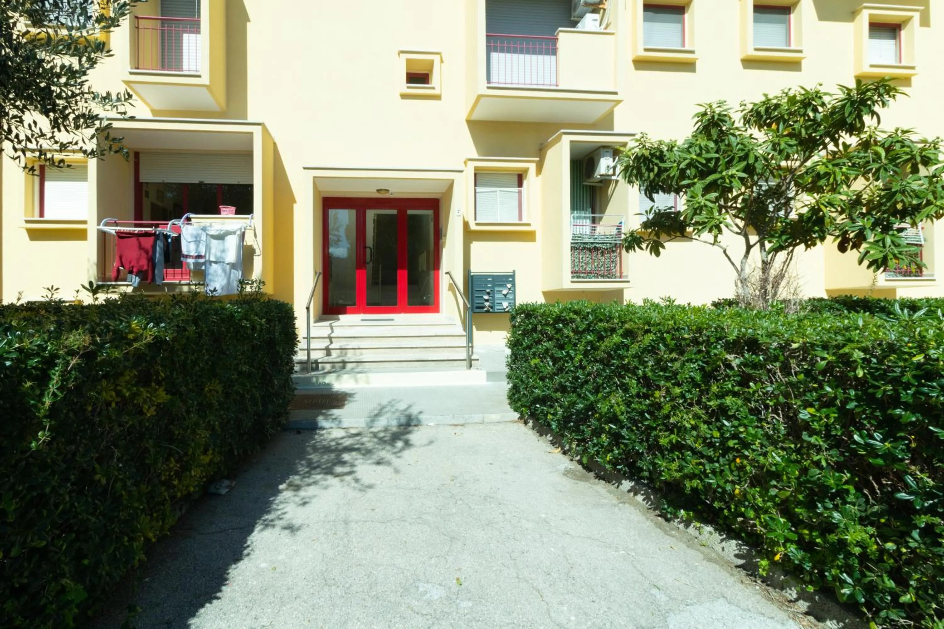 Property building in Appartamenti Craulo