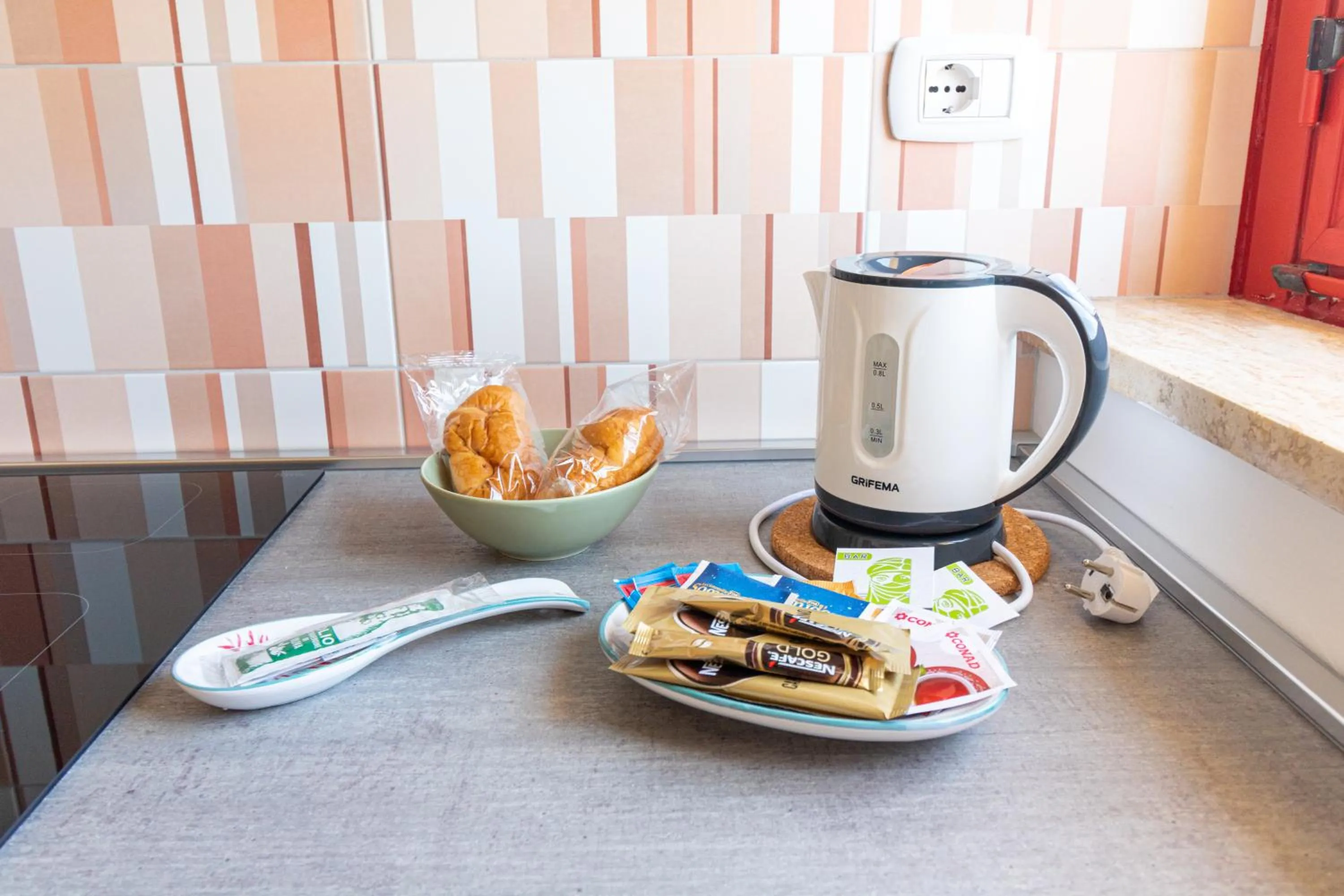 Coffee/tea facilities in Appartamenti Craulo