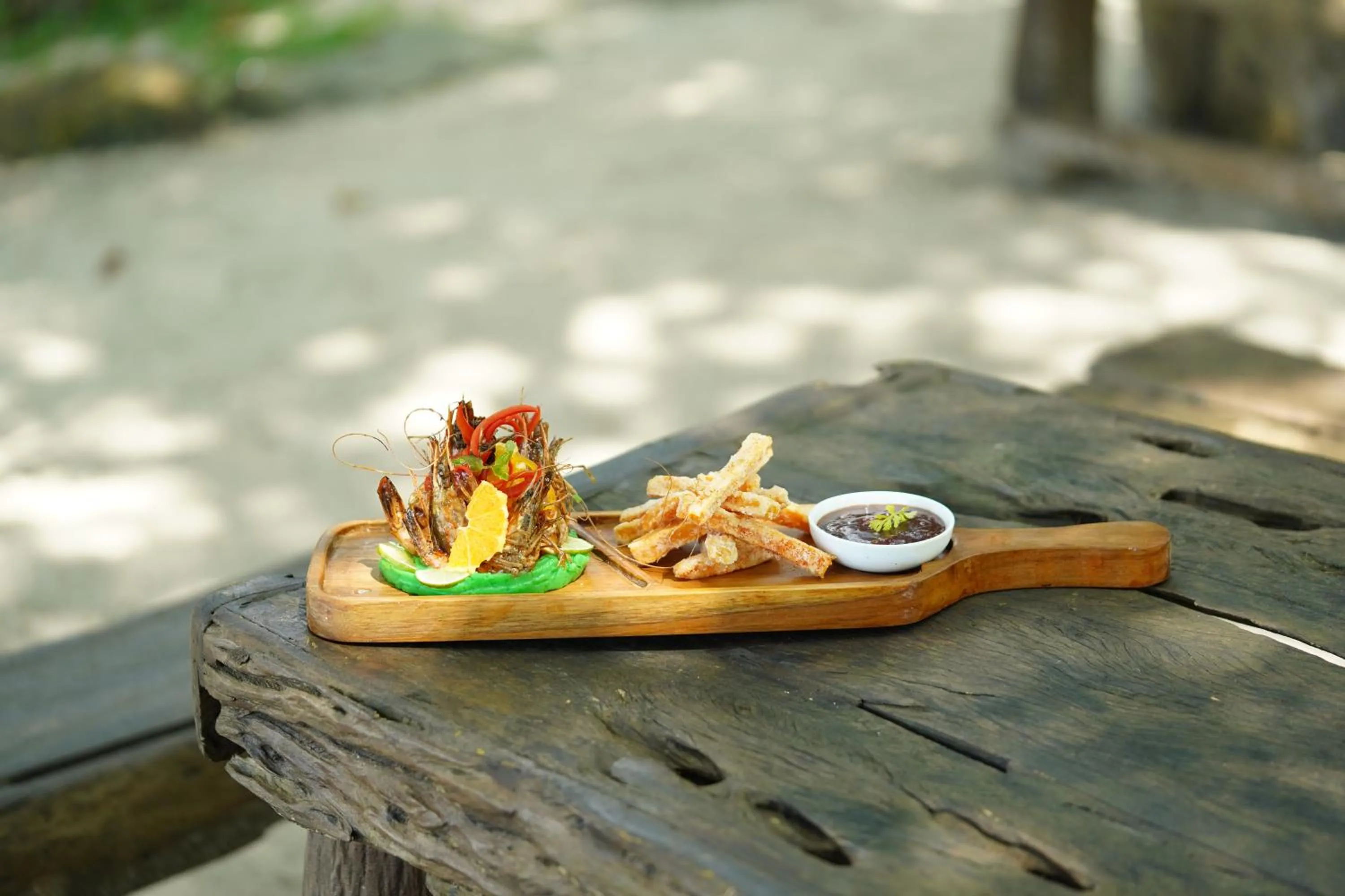 Food in Lake Resort Bolgoda