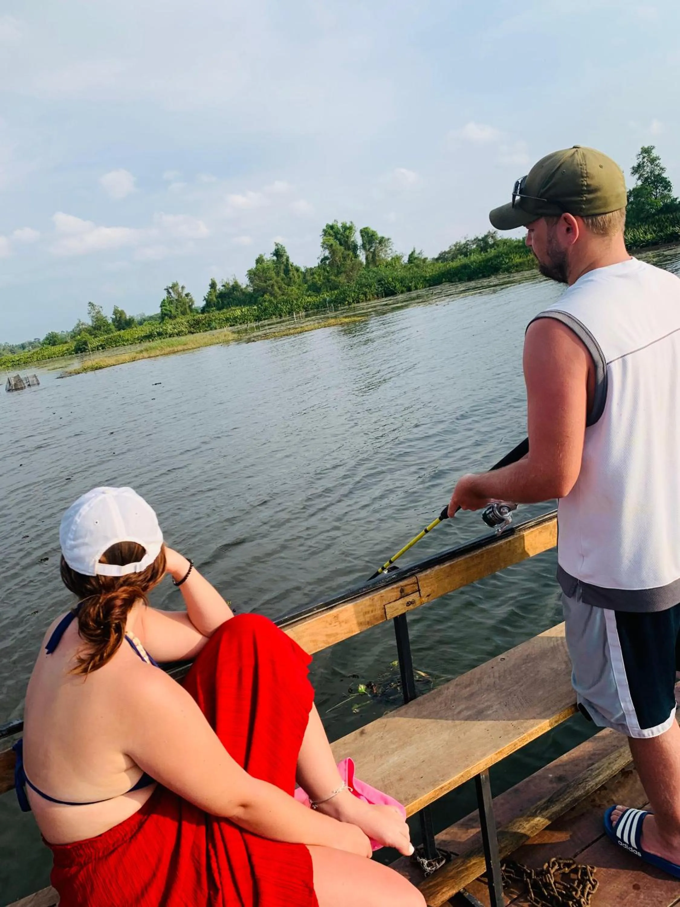 Fishing in Lake Resort Bolgoda