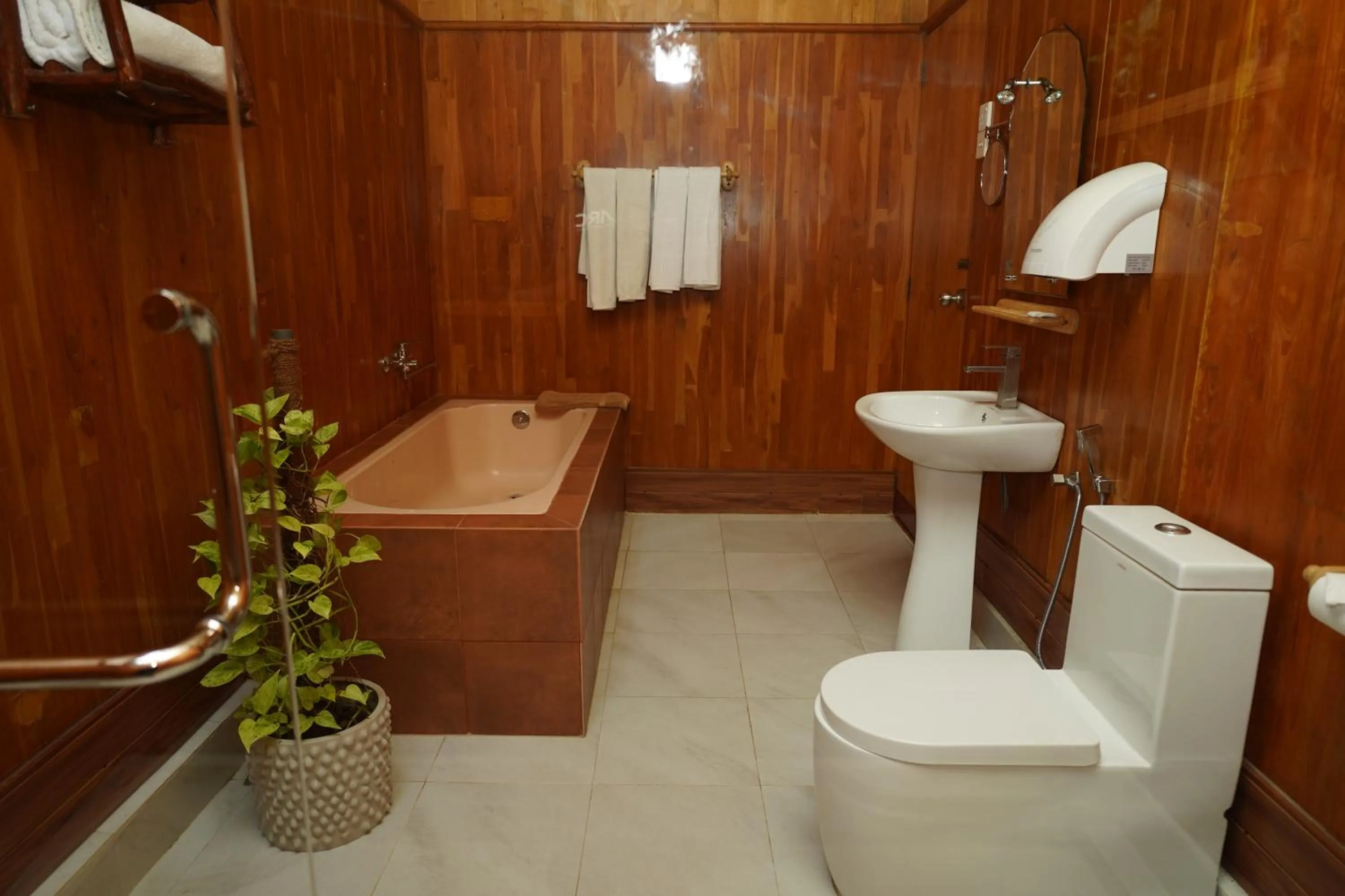 Bathroom in Lake Resort Bolgoda