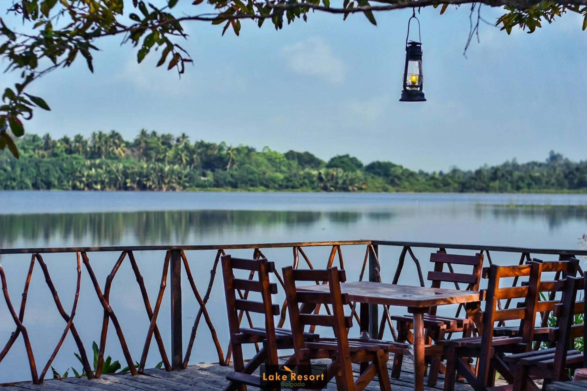 Restaurant/places to eat in Lake Resort Bolgoda