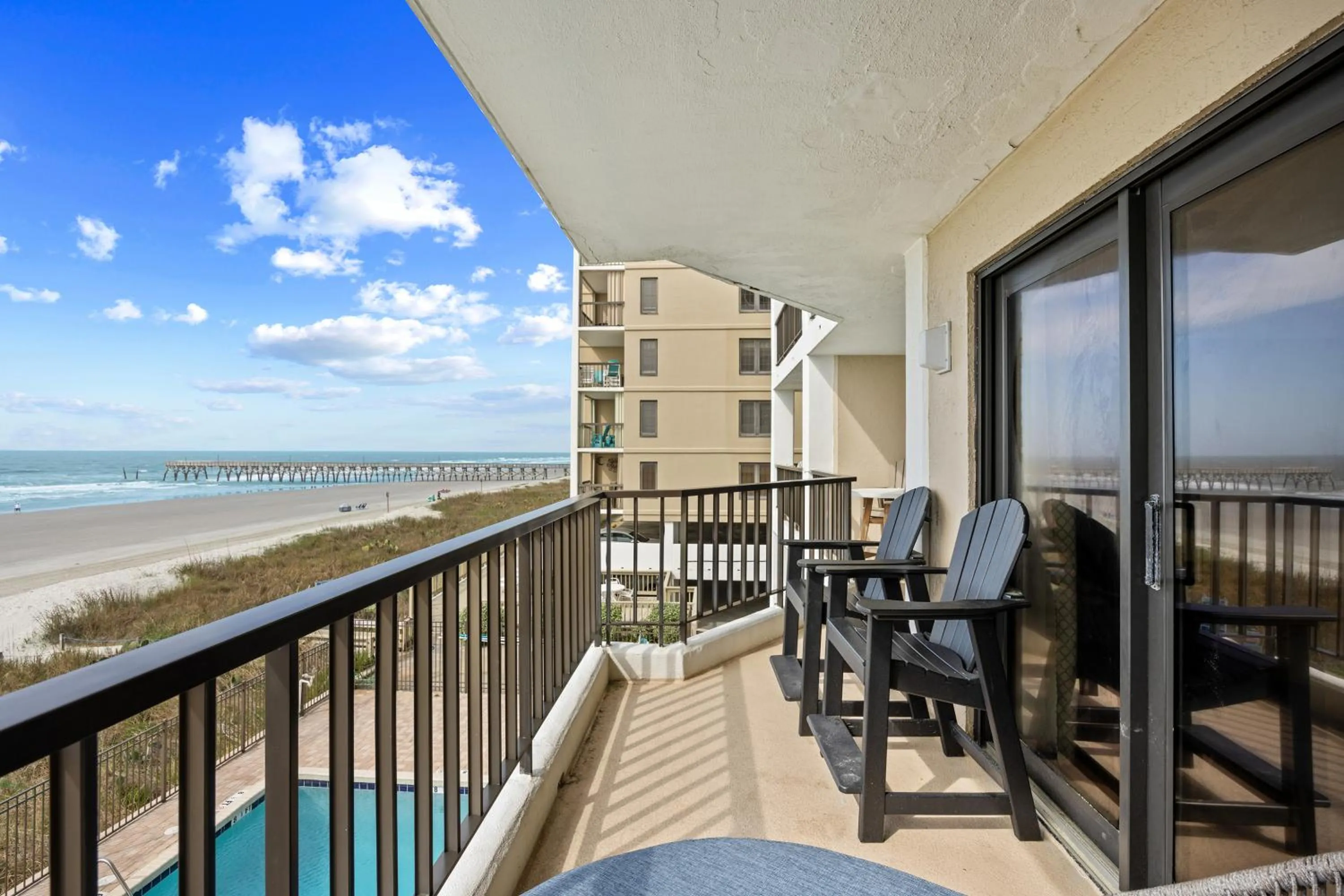 Patio in Direct Ocean Front 3BR 3BA Beach Front