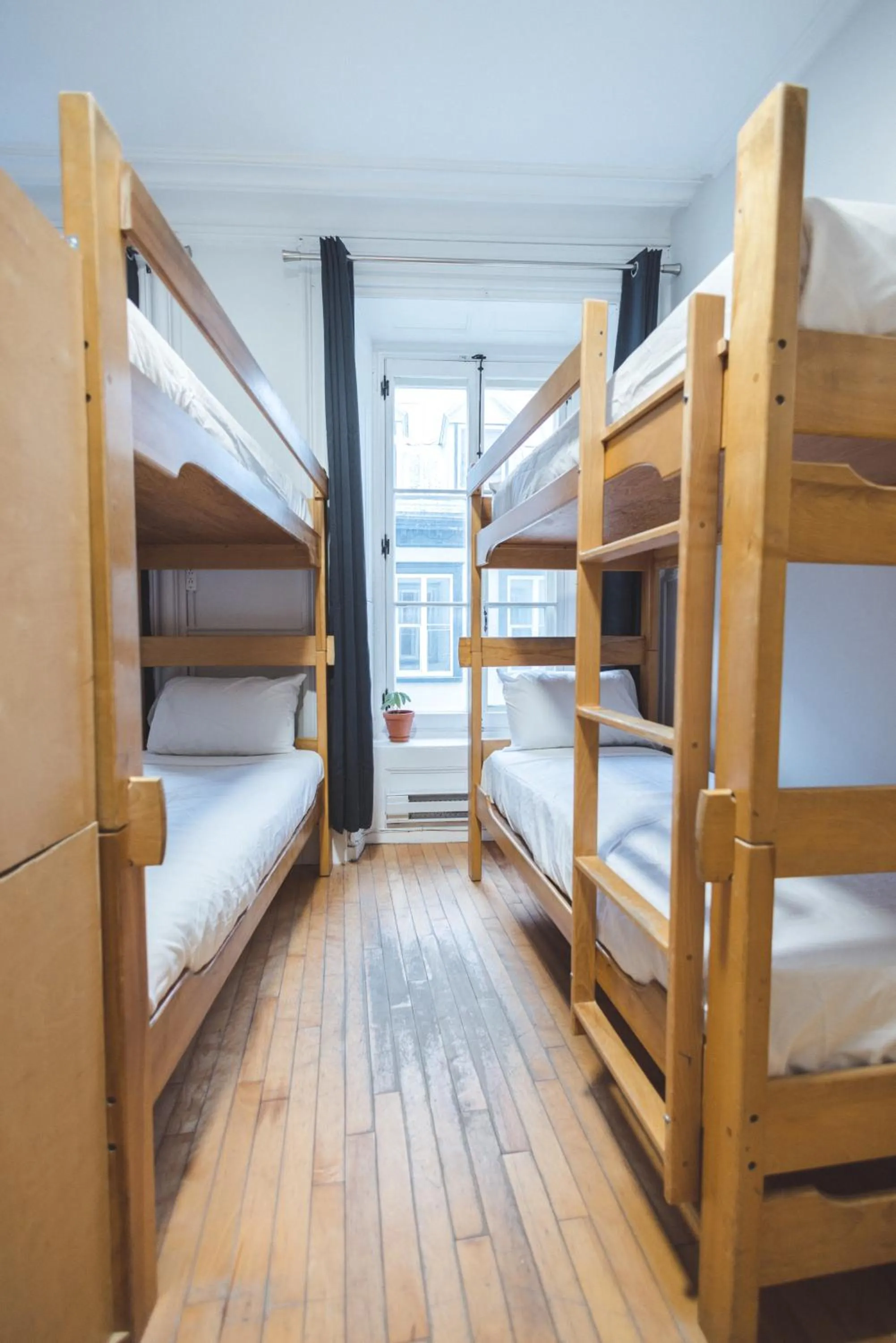Bedroom, Bed in Auberge de la Paix