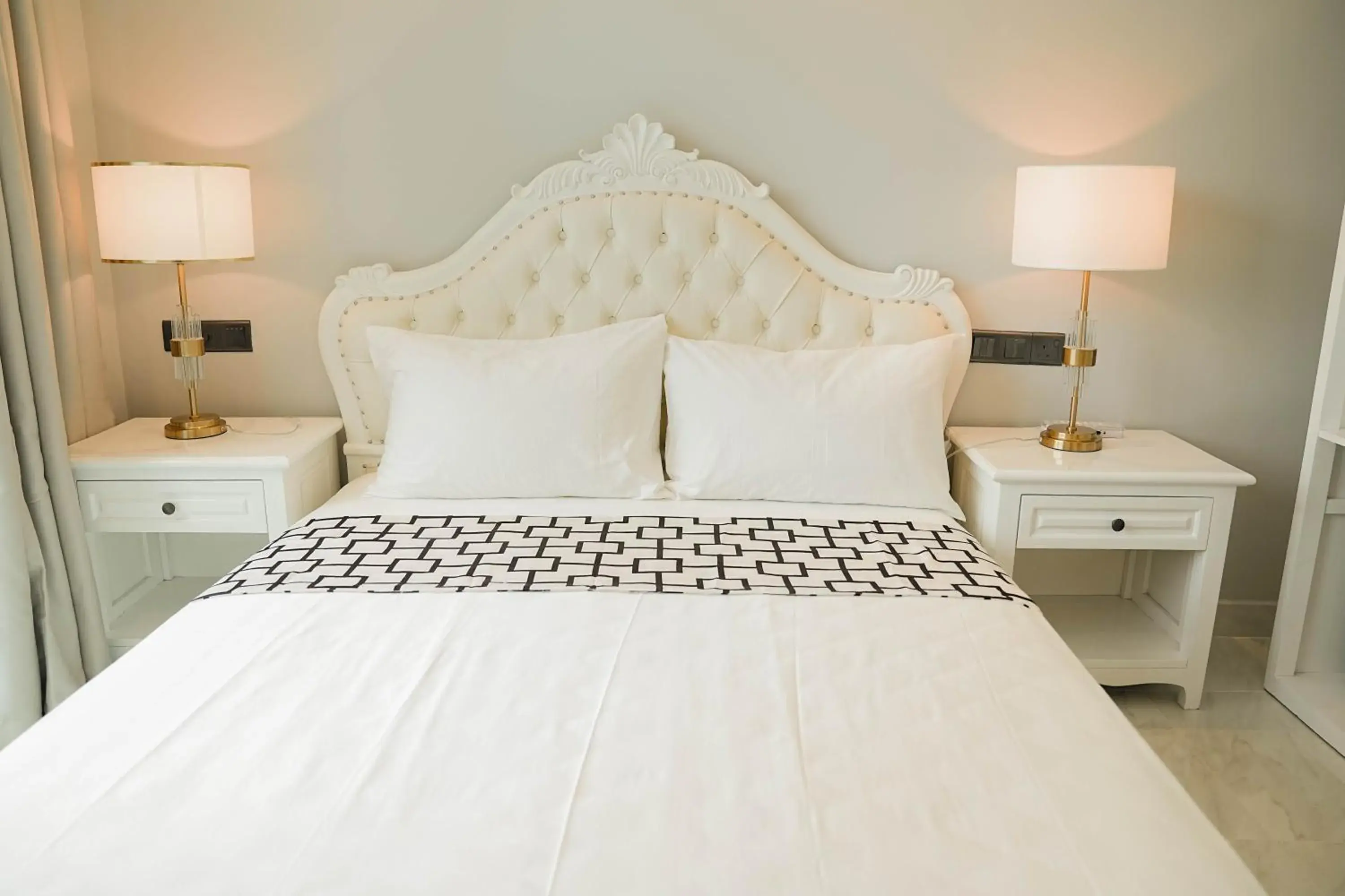 Double Room in Sunny Canopy Double Room in Sunny Canopy