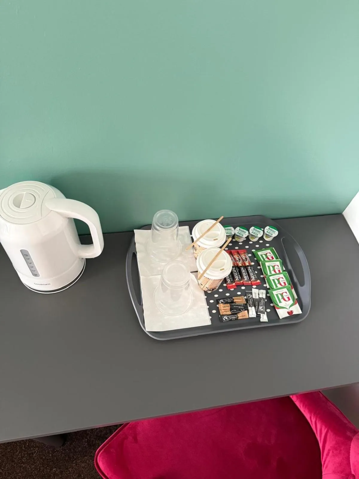 Coffee/tea facilities in Stay Inn Express, Cambridge