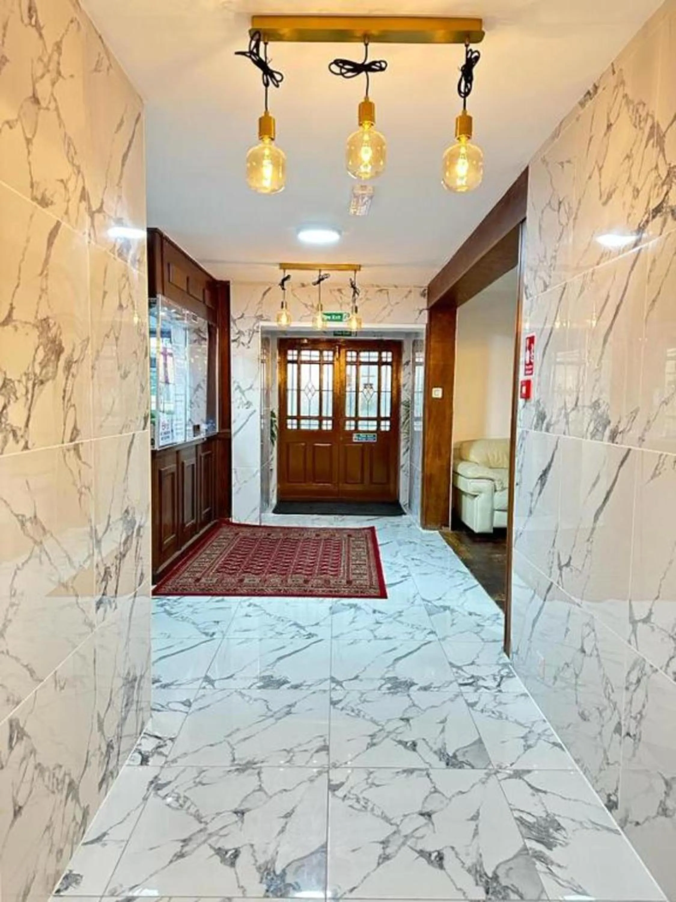 Lobby or reception in Stay Inn Express, Cambridge