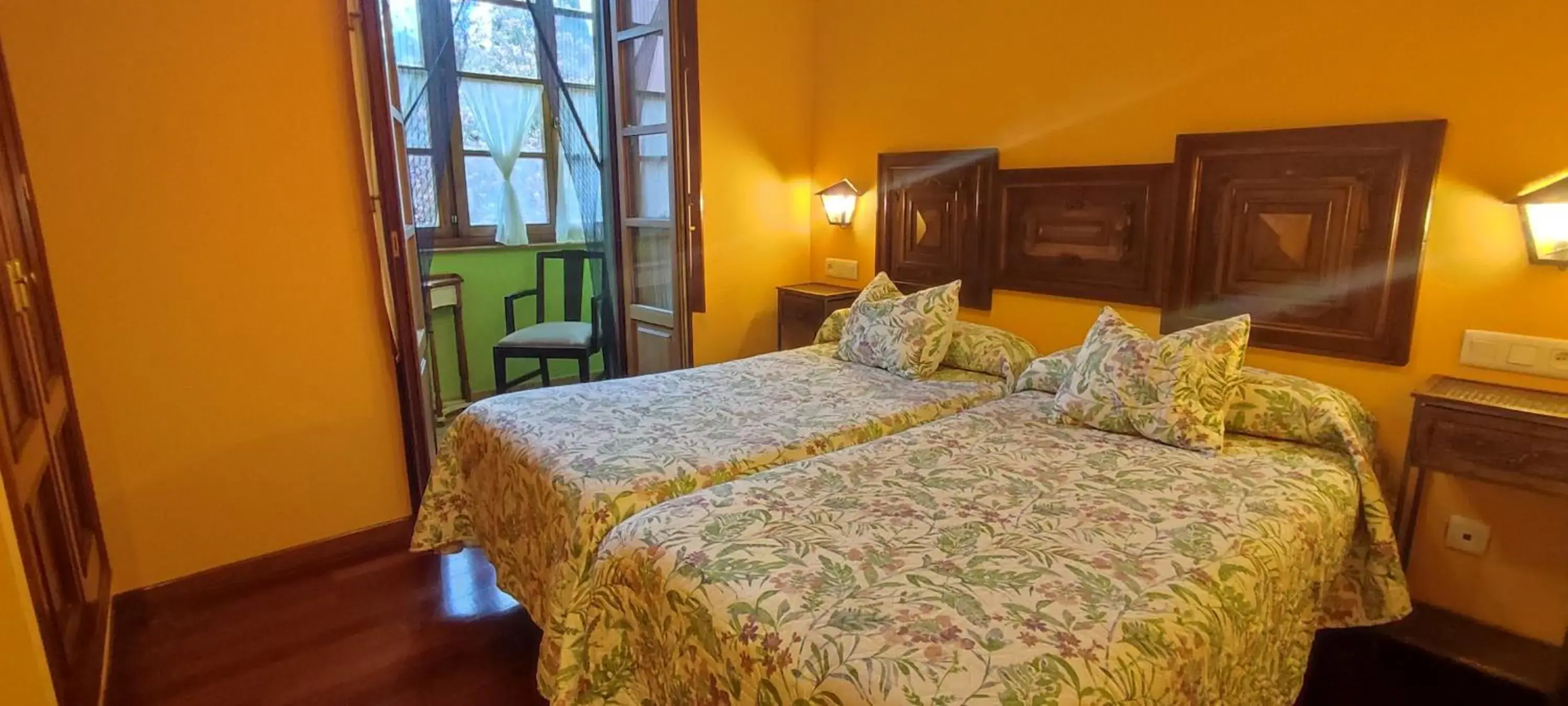 Double or Twin Room with Garden View in Hotel Casa Vieja del Sastre Double or Twin Room with Garden View in Hotel Casa Vieja del Sastre