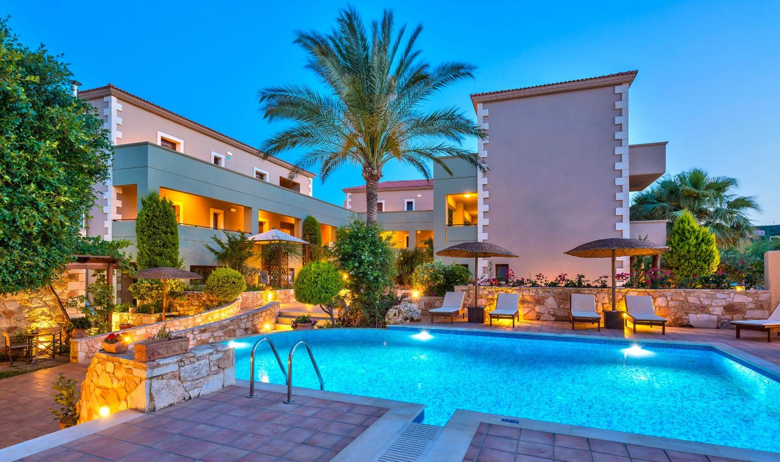 Evening entertainment in Mistral Hotel - For Solo Travelers