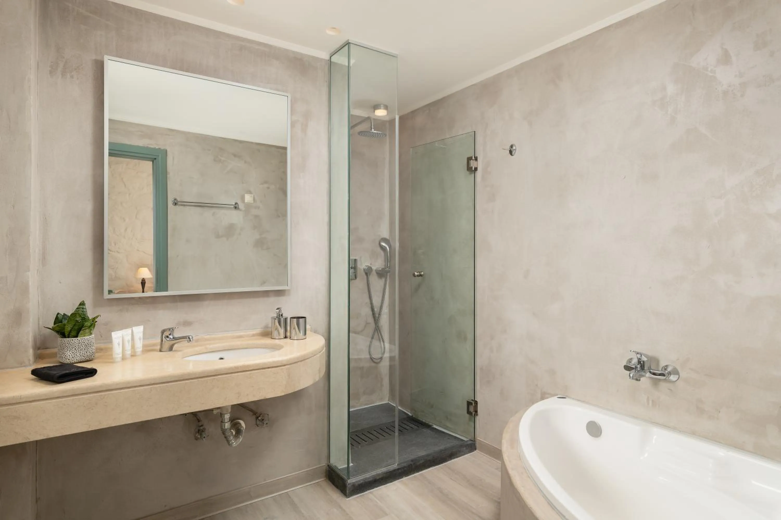 Shower in Mistral Hotel - For Solo Travelers