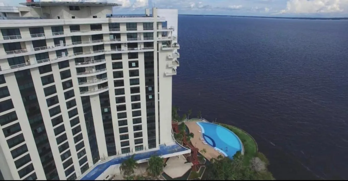 Tropical Executive Hotel N 619