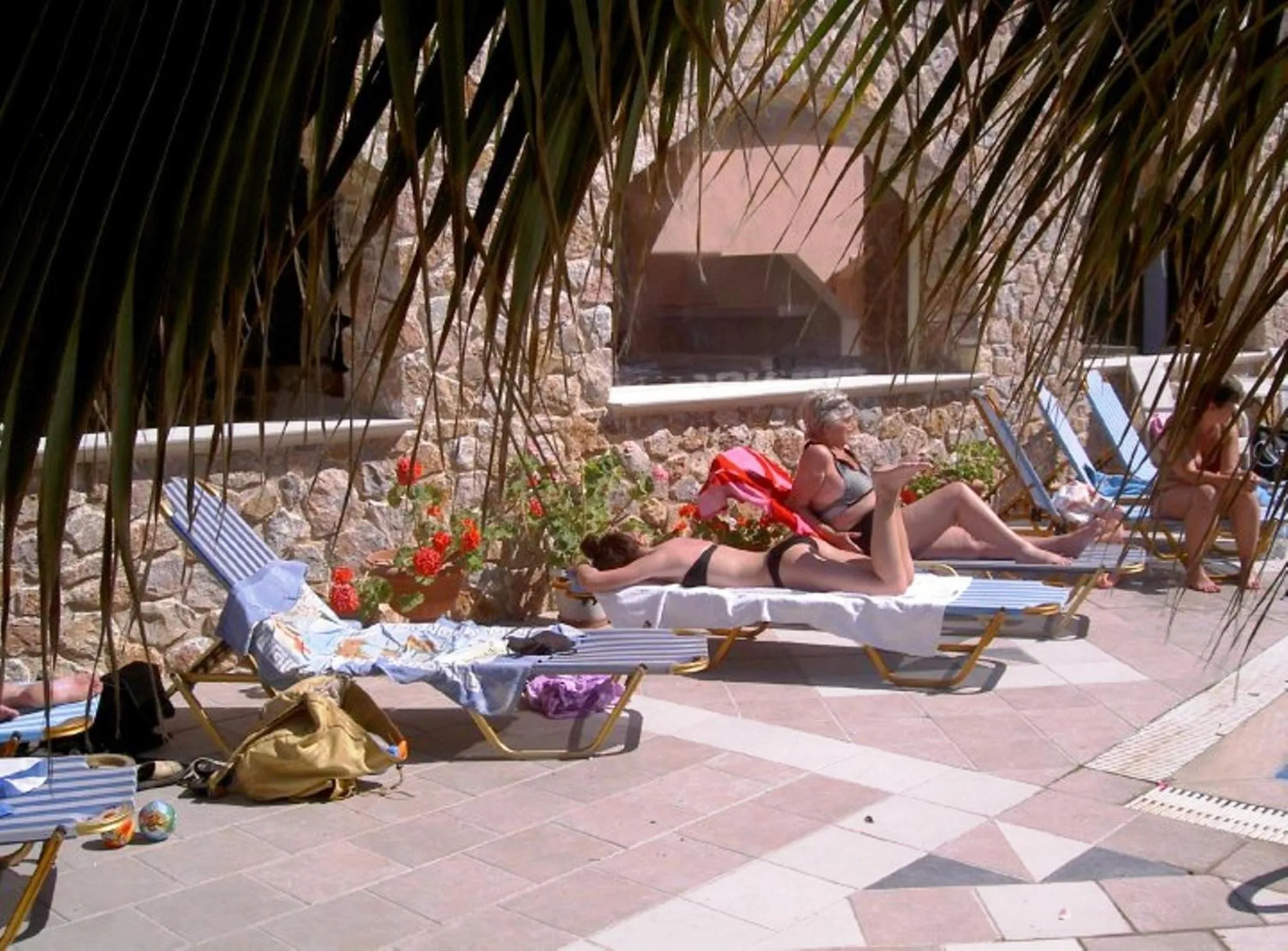 Swimming pool in Atalos Suites
