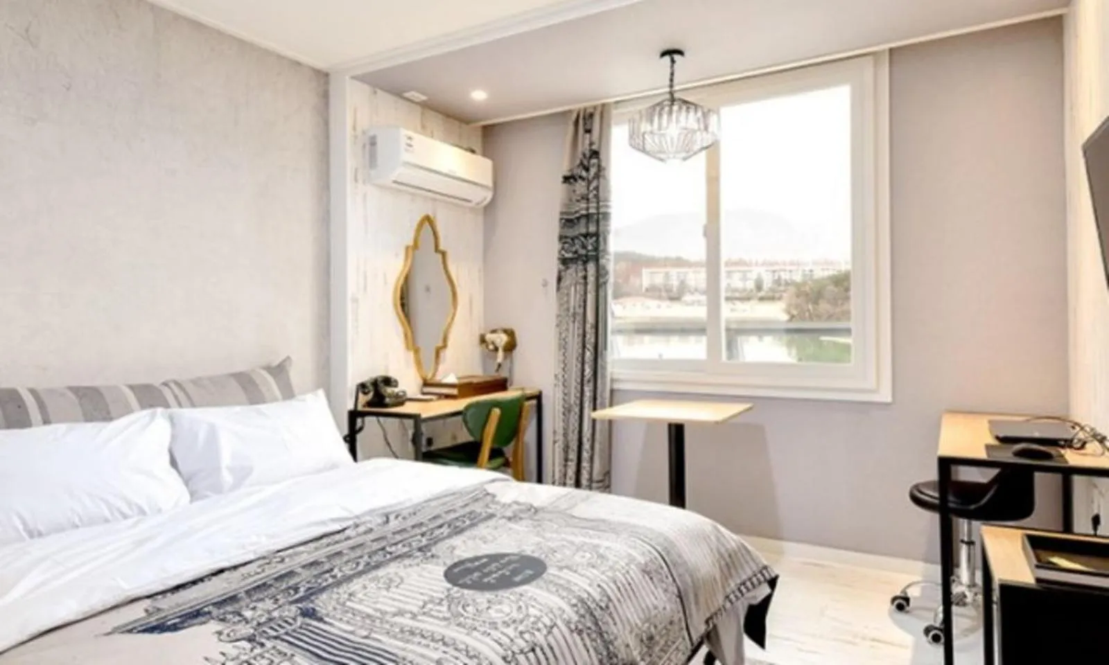 Bed in Changwon Dean Hotel