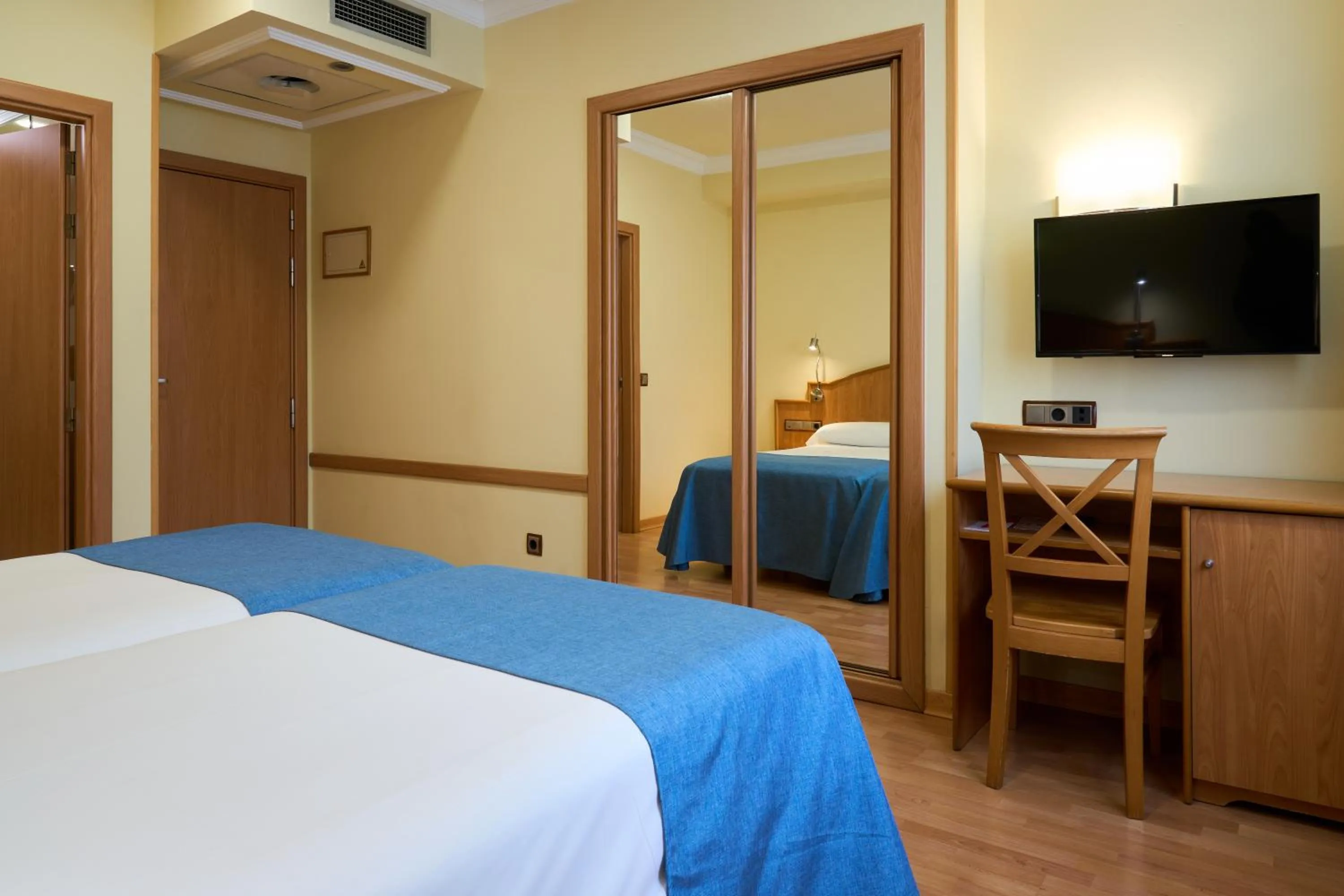 Bed in II Castillas Madrid