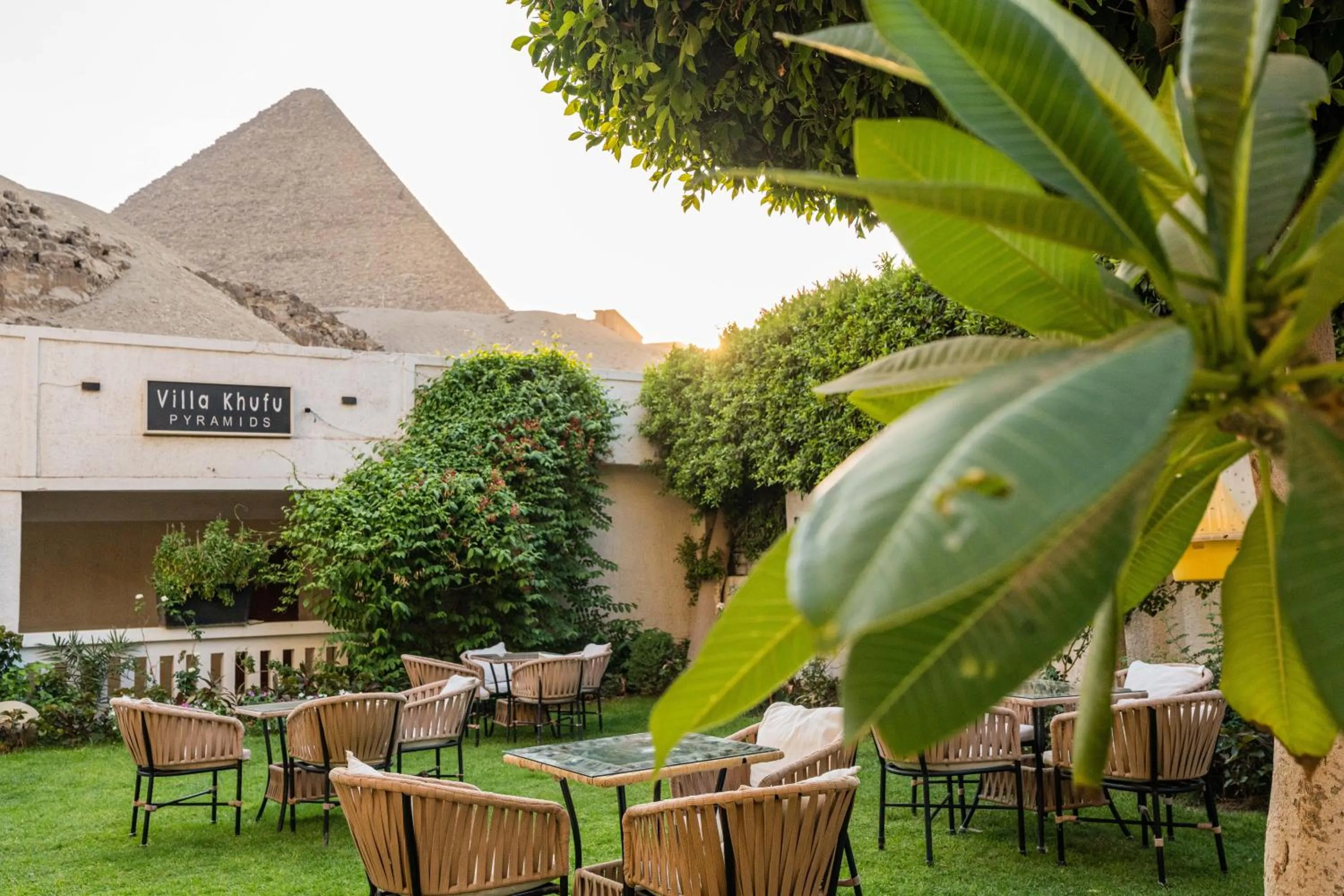 Garden in Villa Khufu Pyramids Hotel